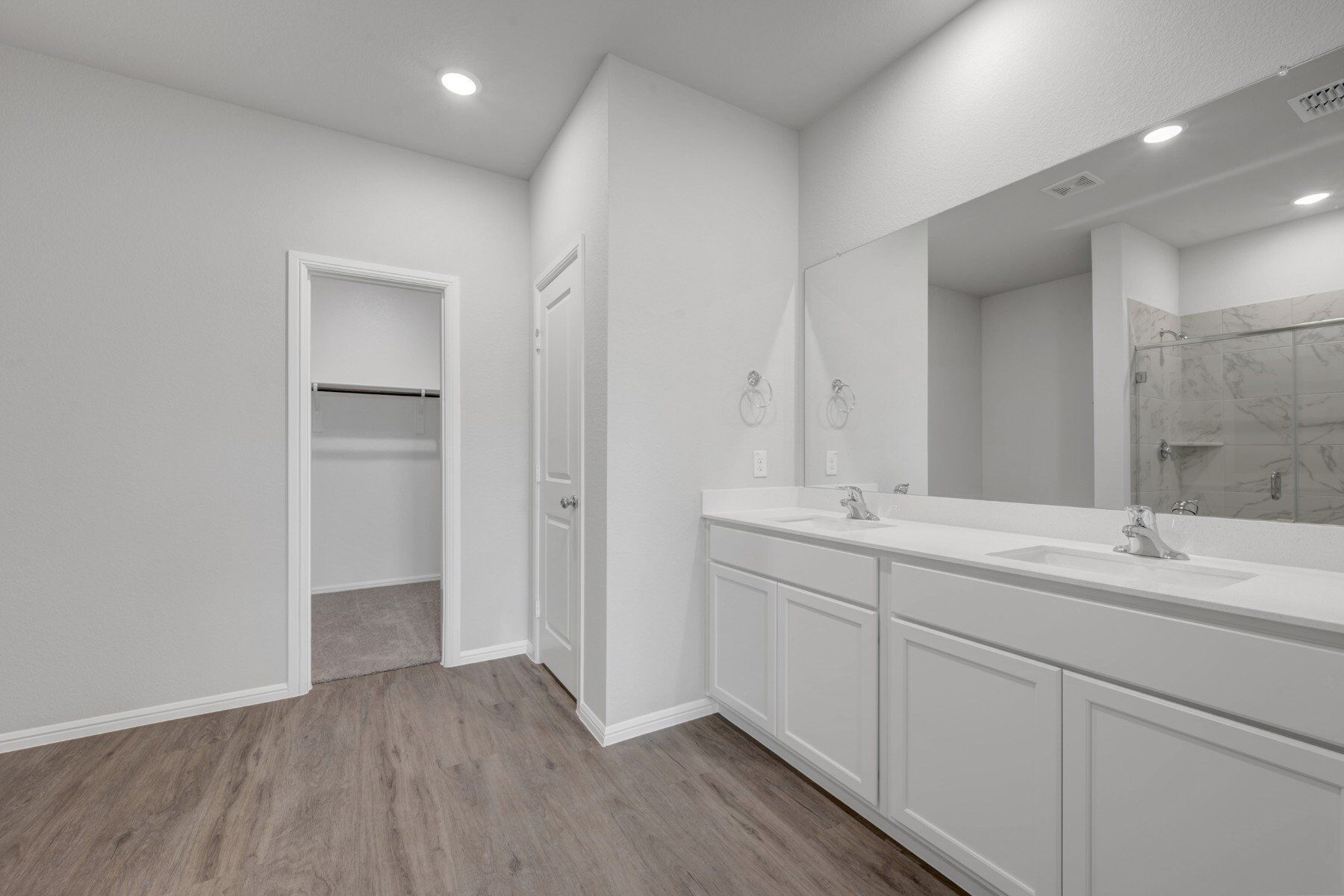 Owner's Bathroom