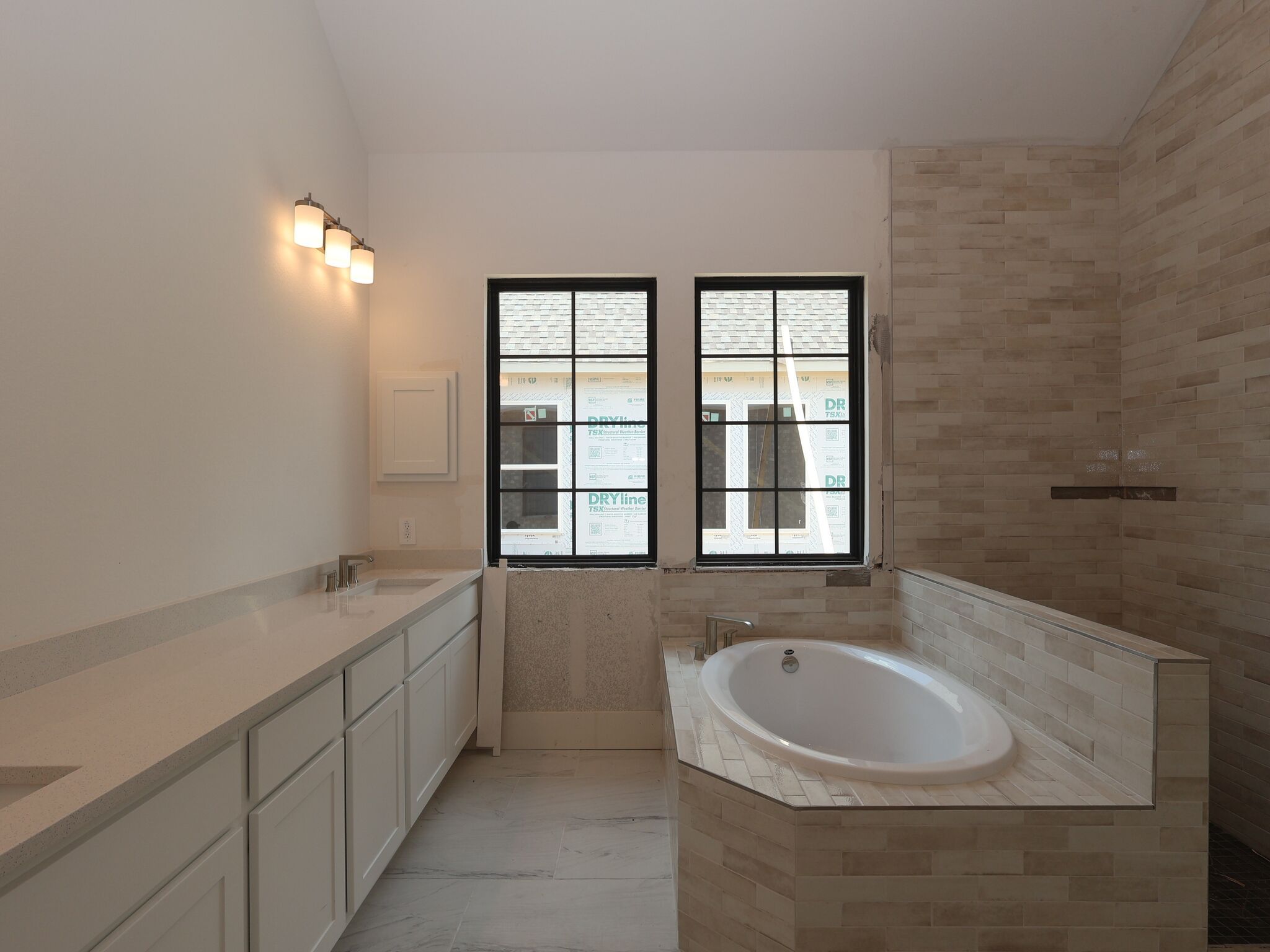Owner's Bathroom