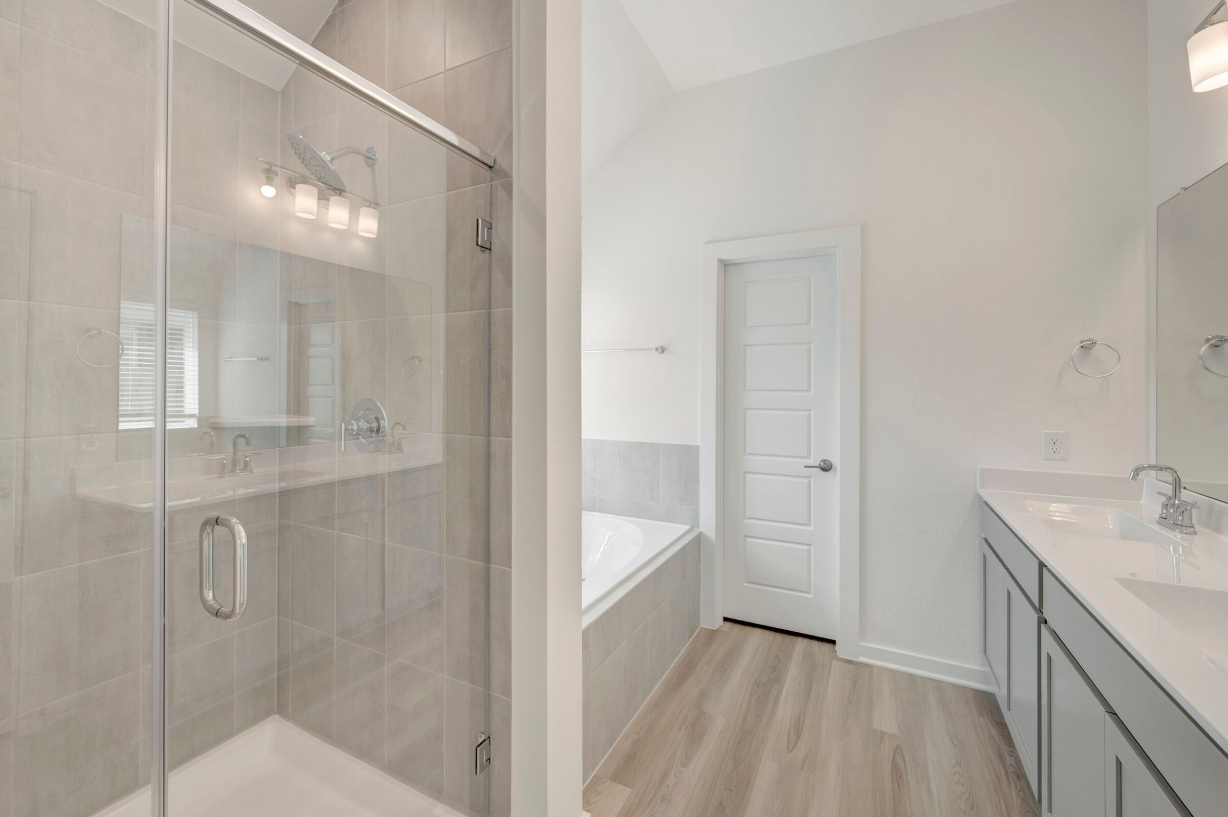 Owner's Bathroom