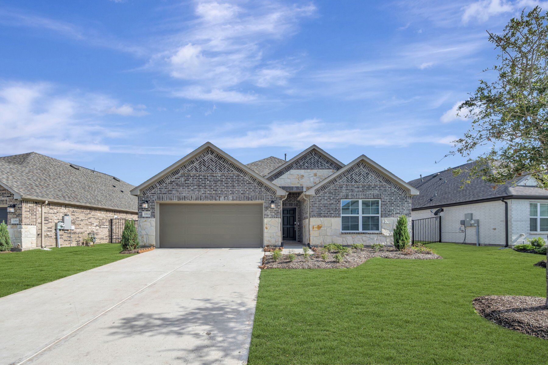Pizarro - Lago Mar: Santa Fe, Texas - M/I Homes