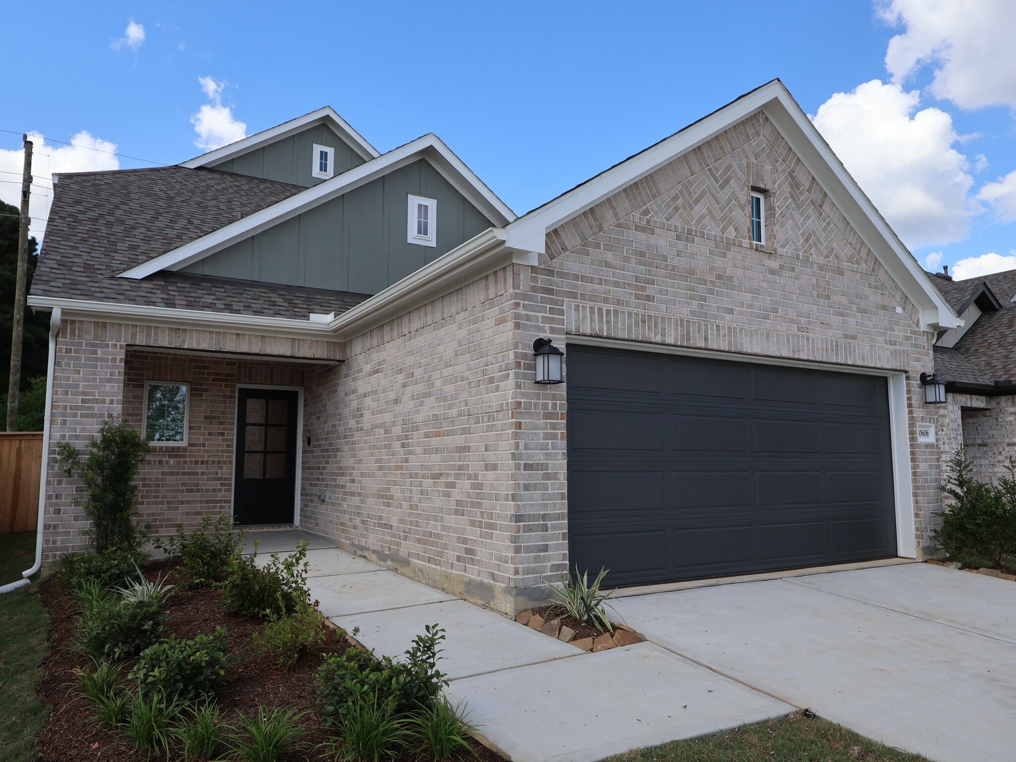 20606 Draper Road (Rosemary)