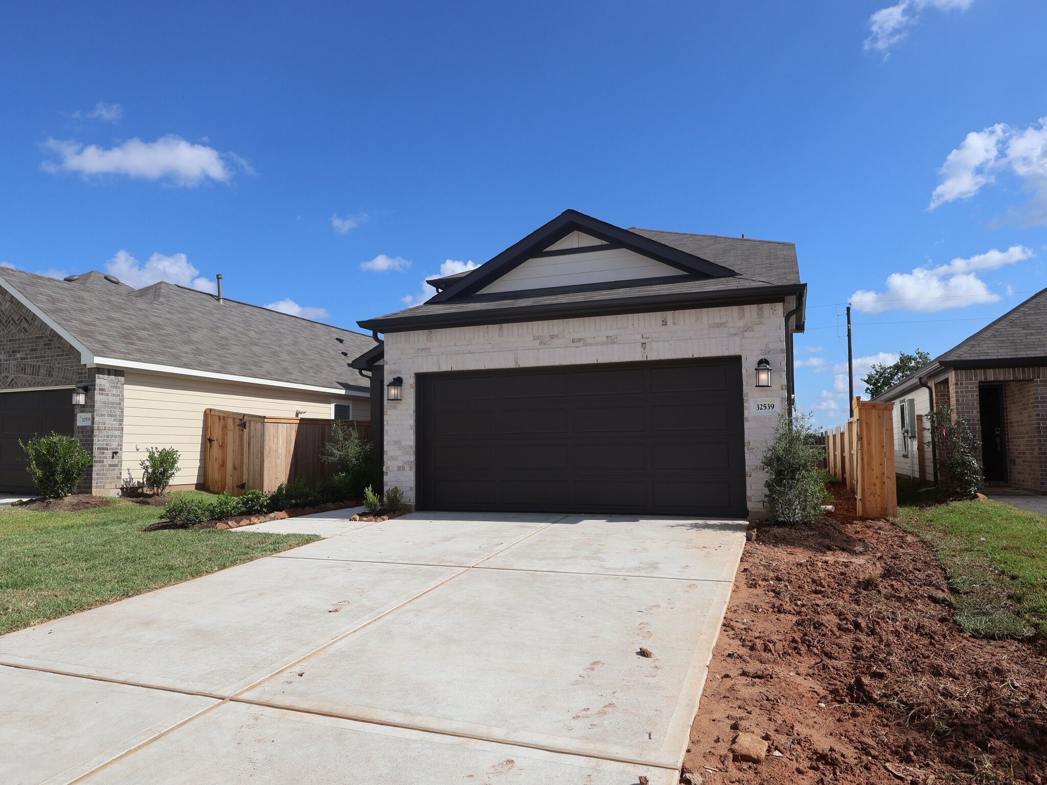 32539 Summer Vista Lane (Rosemary)