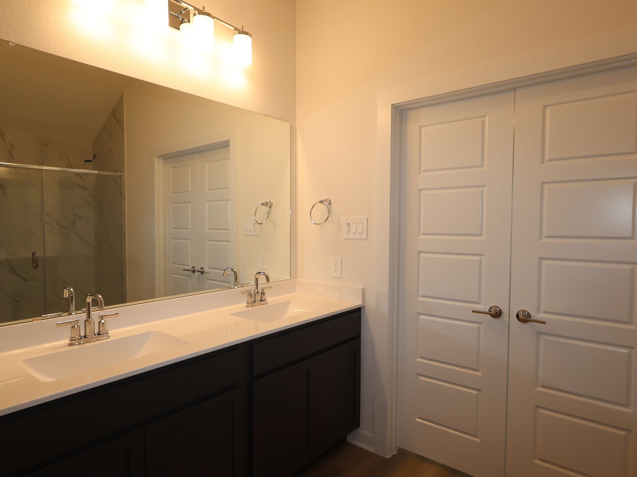 Owner's Bathroom