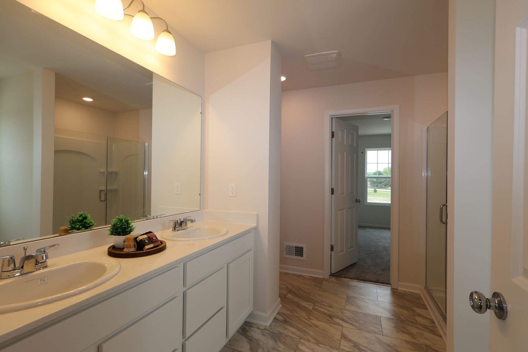 Owner's Bathroom
