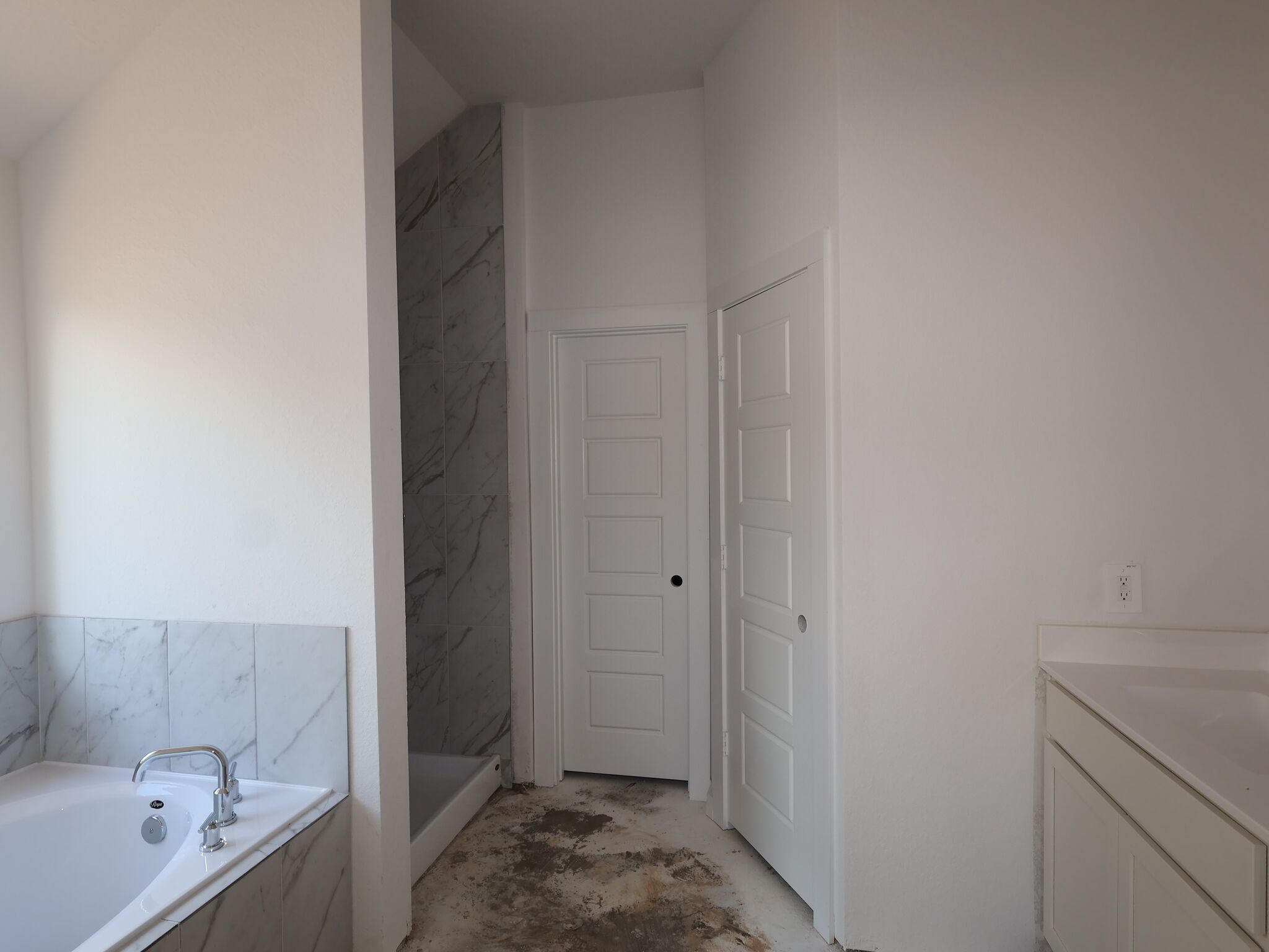 Owner's Bathroom