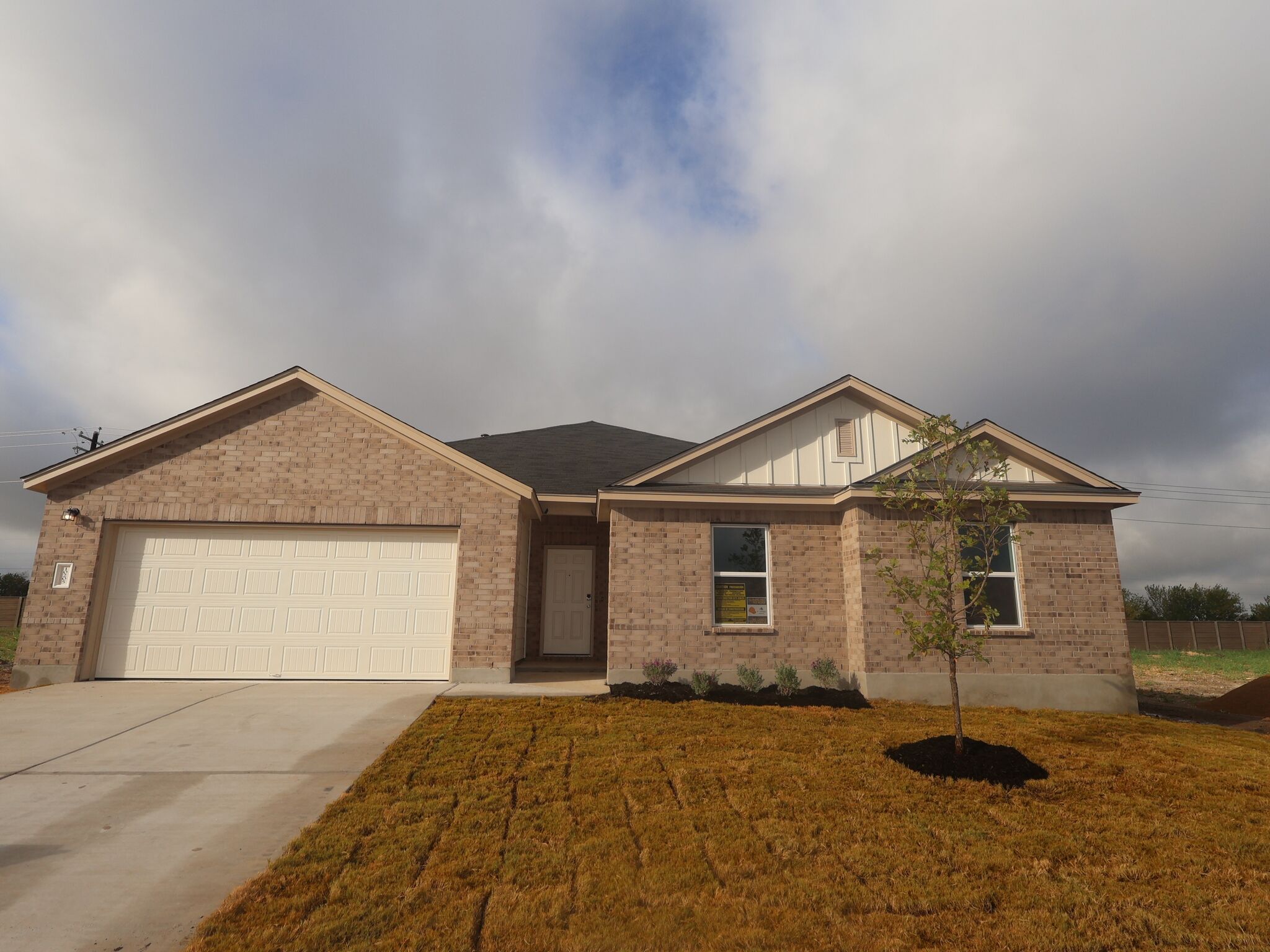 Meredith - Willow Springs: Buda, Texas - M/I Homes