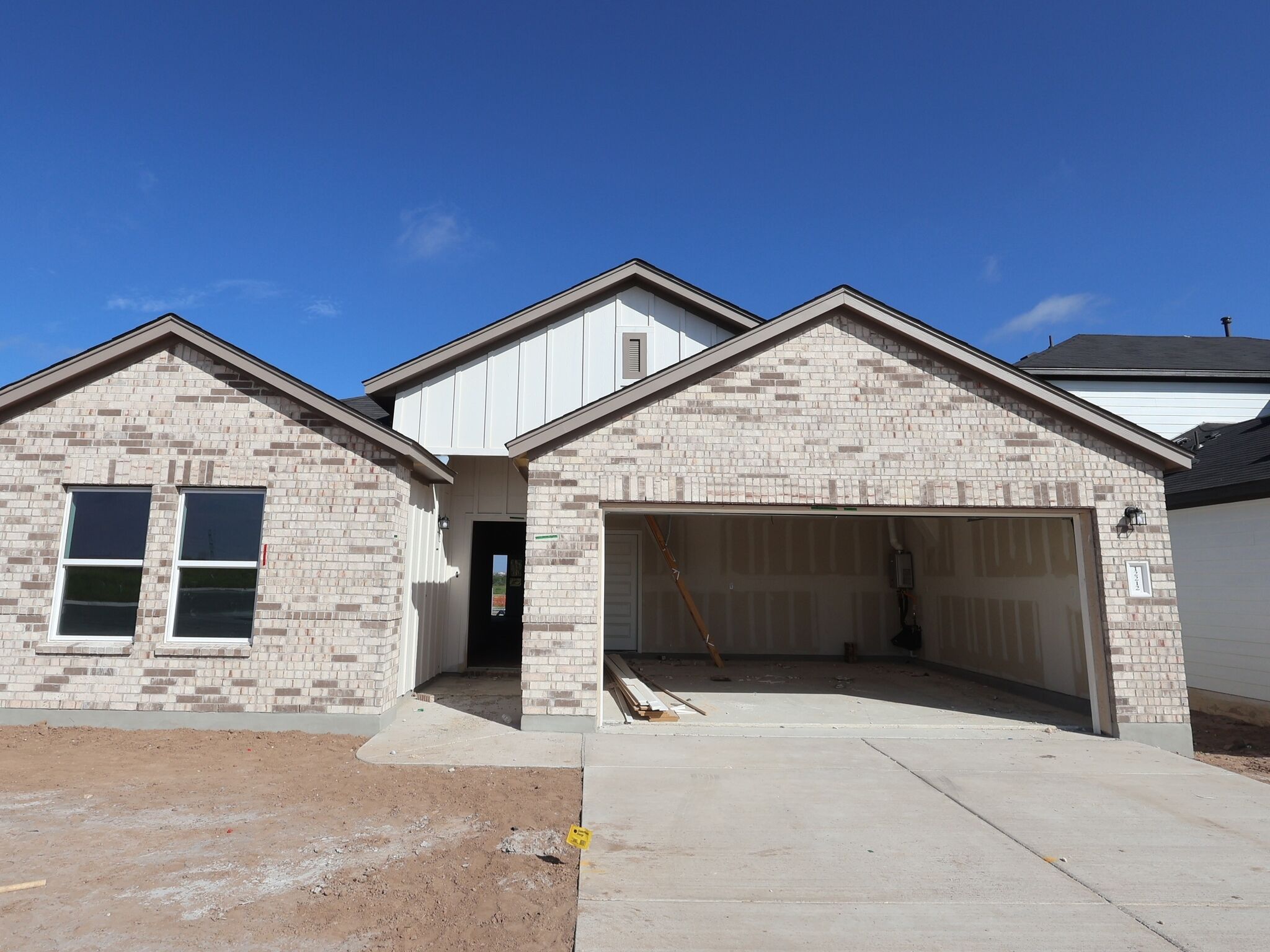 Pizarro I - Willow Springs: Buda, Texas - M/I Homes
