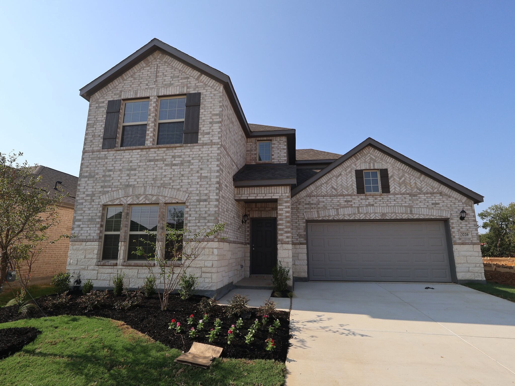 Livingston - Kings Way: Denton, Texas - M/I Homes
