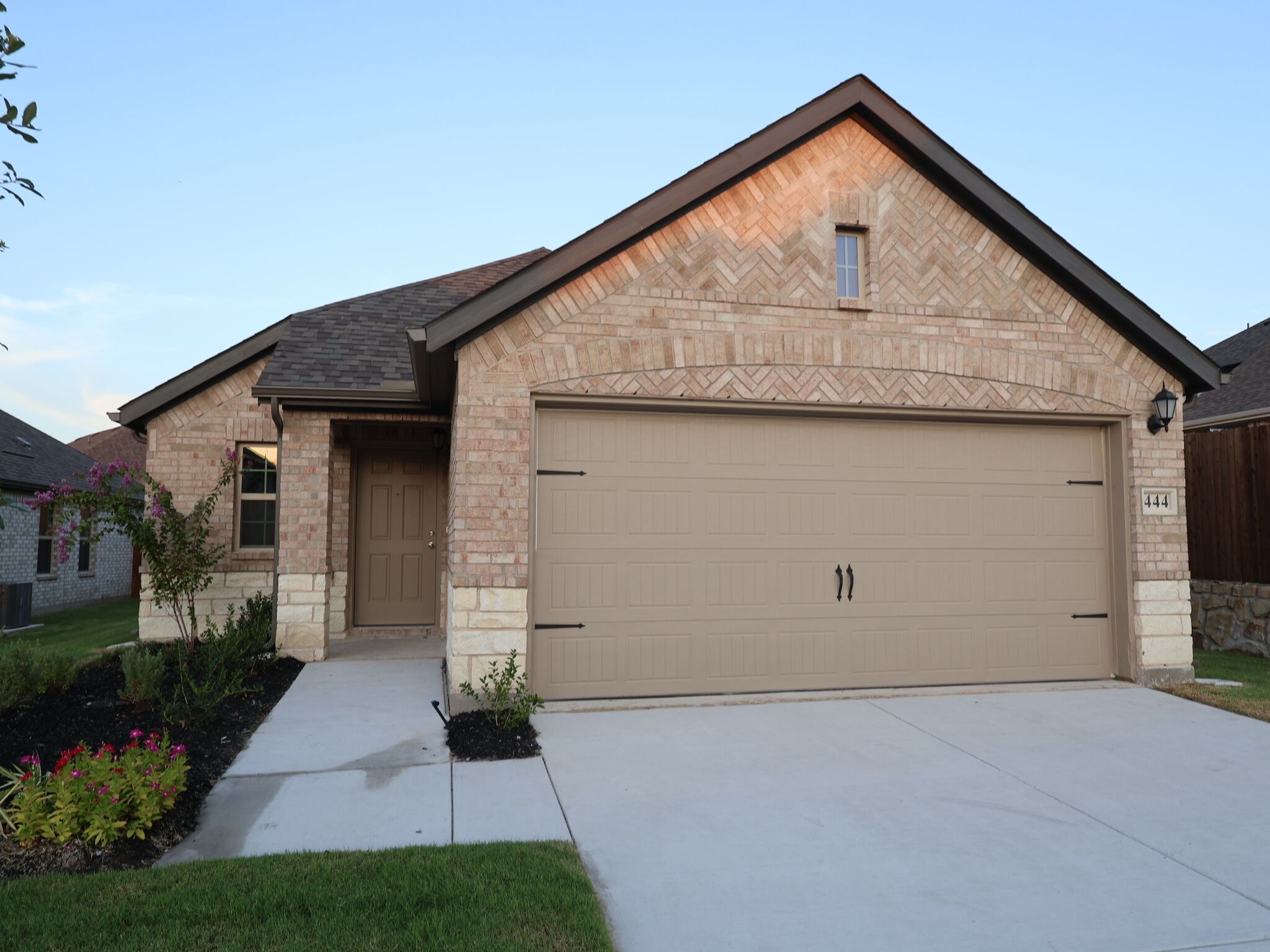 Boxwood - Elevon: Lavon, Texas - M/I Homes