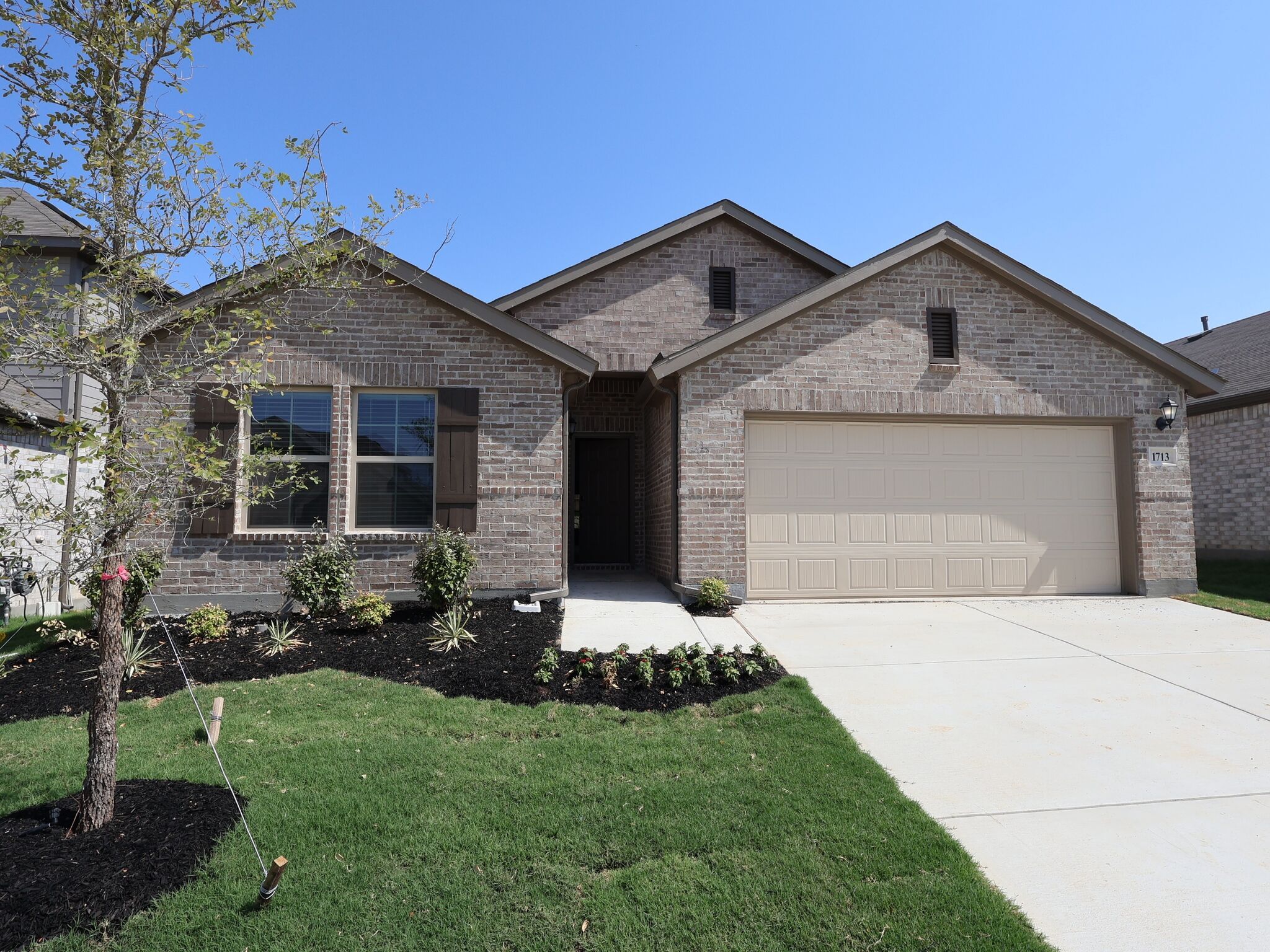 Pizarro - Sanderos: Fort Worth, Texas - M/I Homes