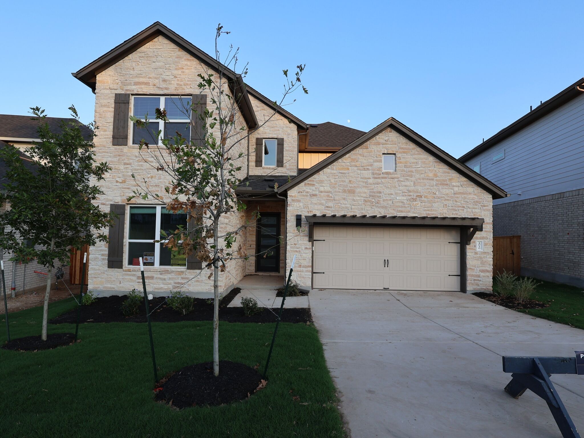 Balcones II - Edgewood: Leander, Texas - M/I Homes