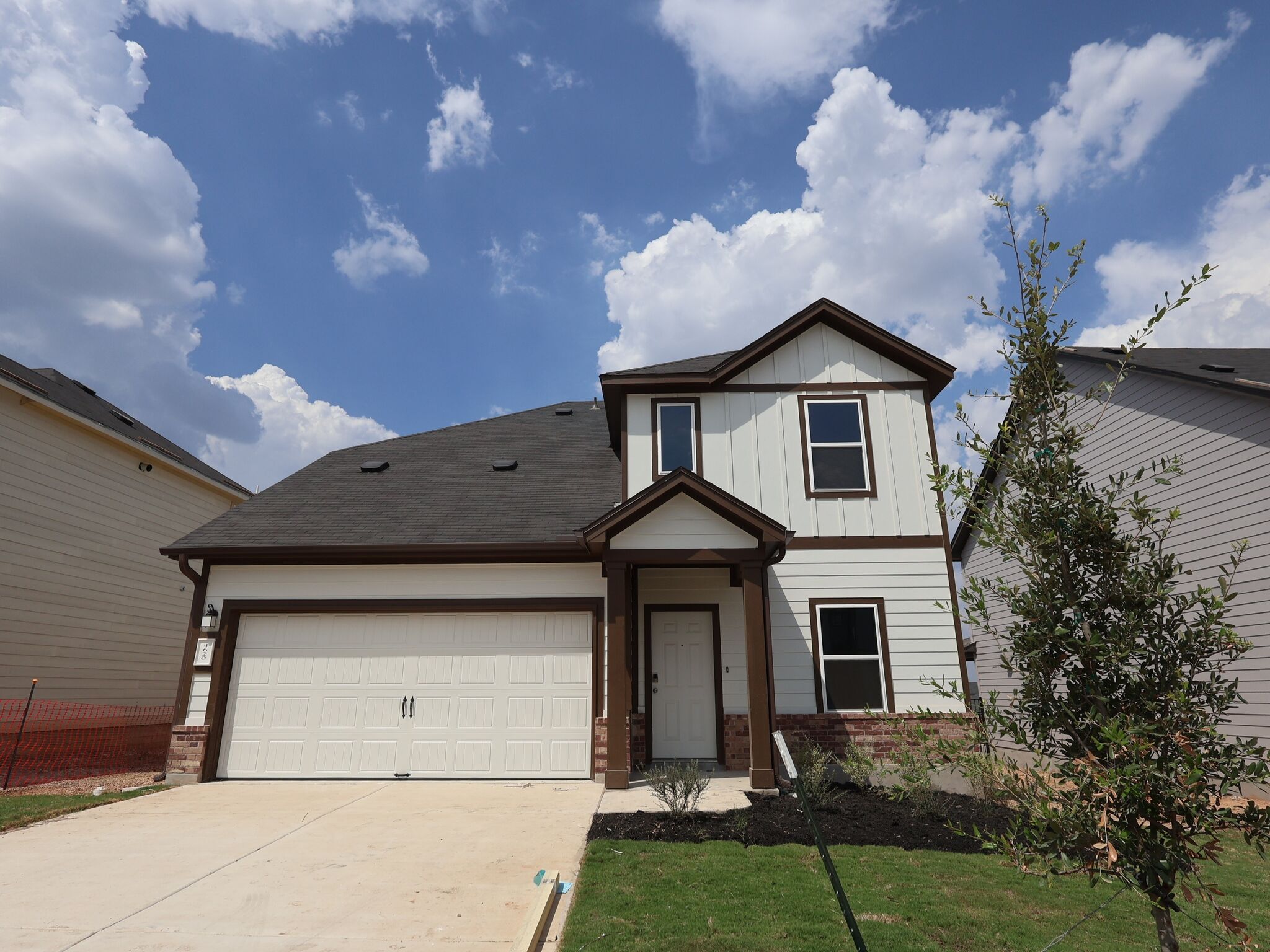 Falcon - Cascades At Onion Creek: Austin, Texas - M/I Homes