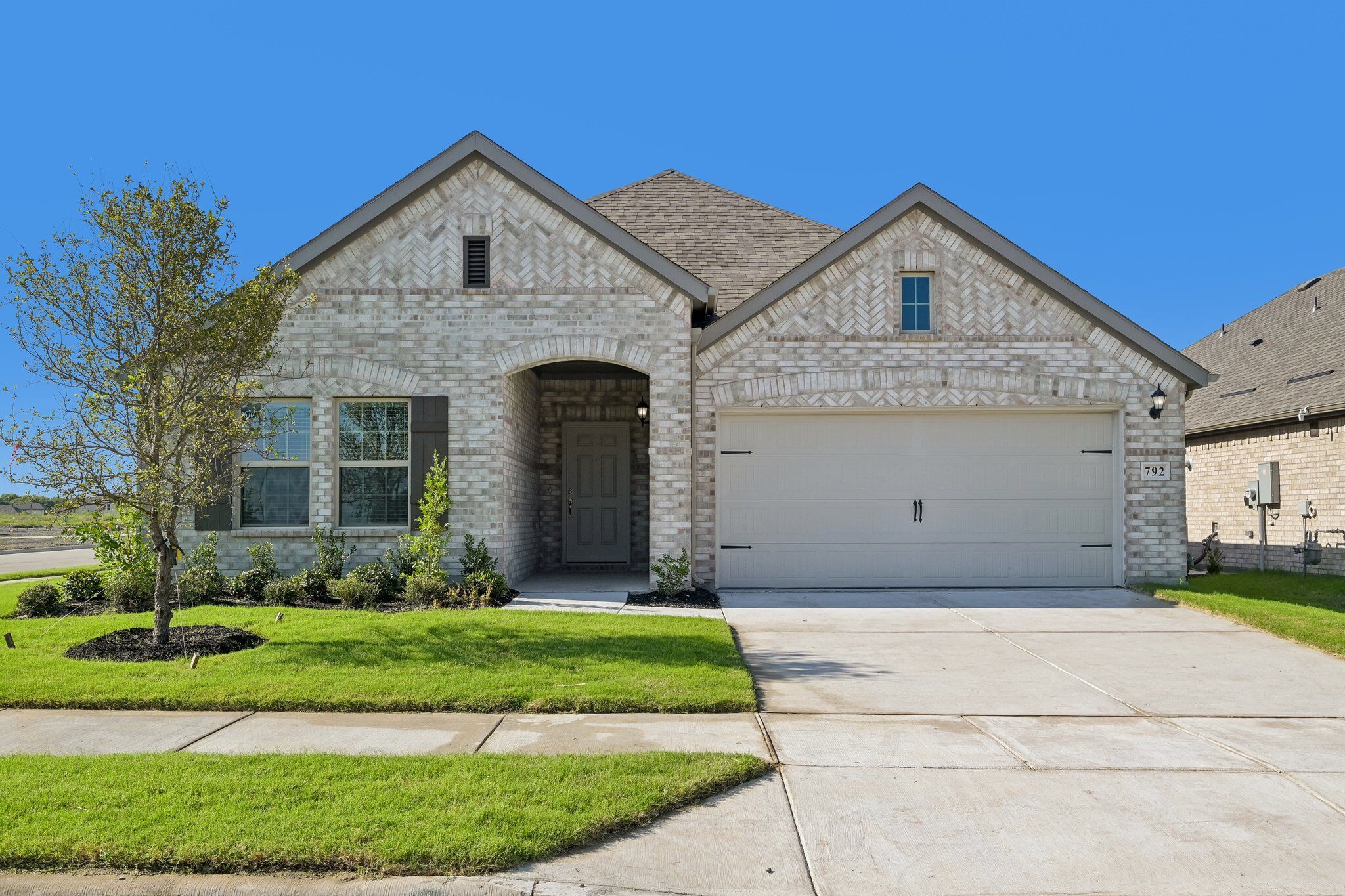 Esparanza - Elevon: Lavon, Texas - M/I Homes