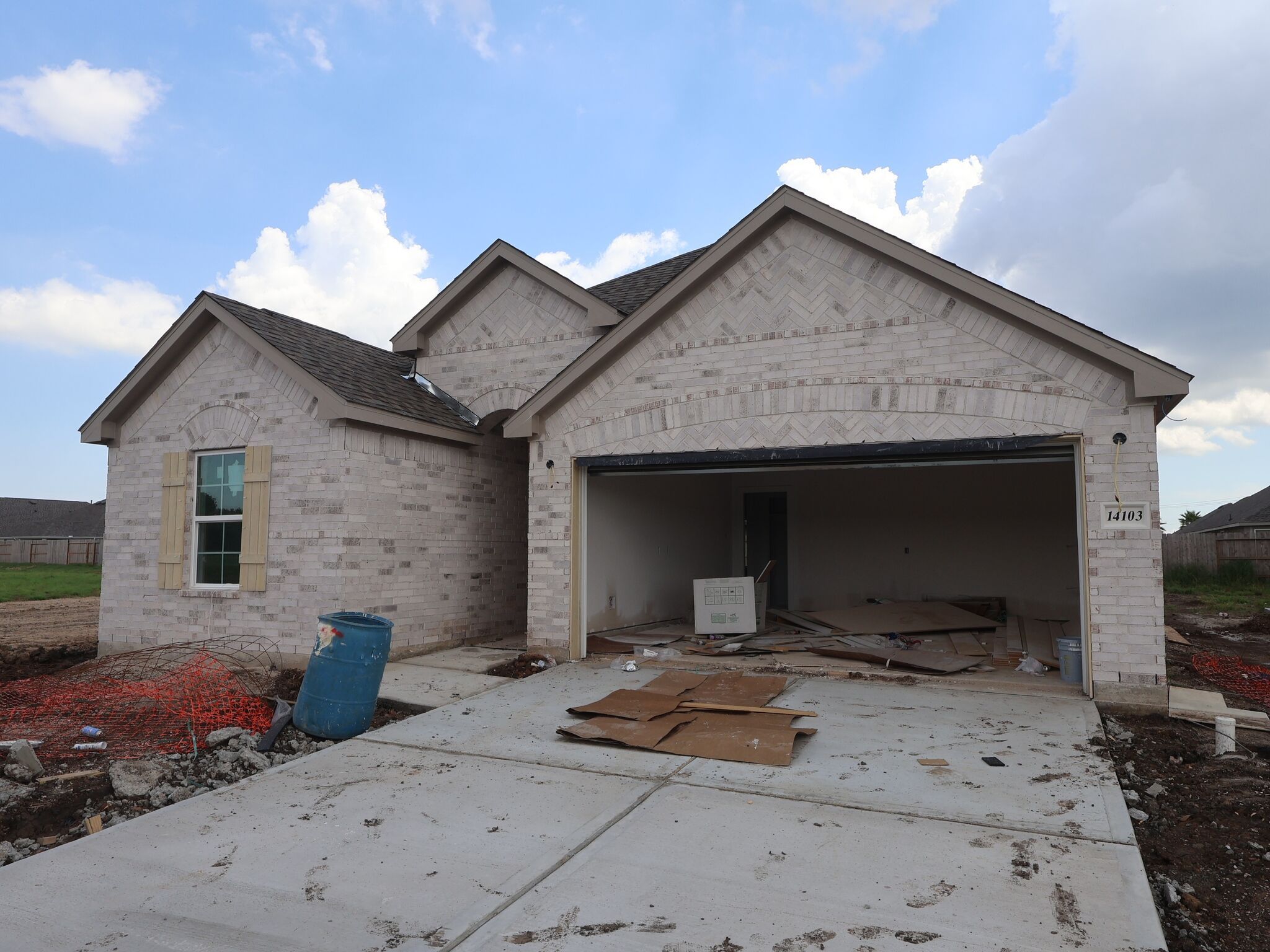 Dawson - Lago Mar: Santa Fe, Texas - M/I Homes