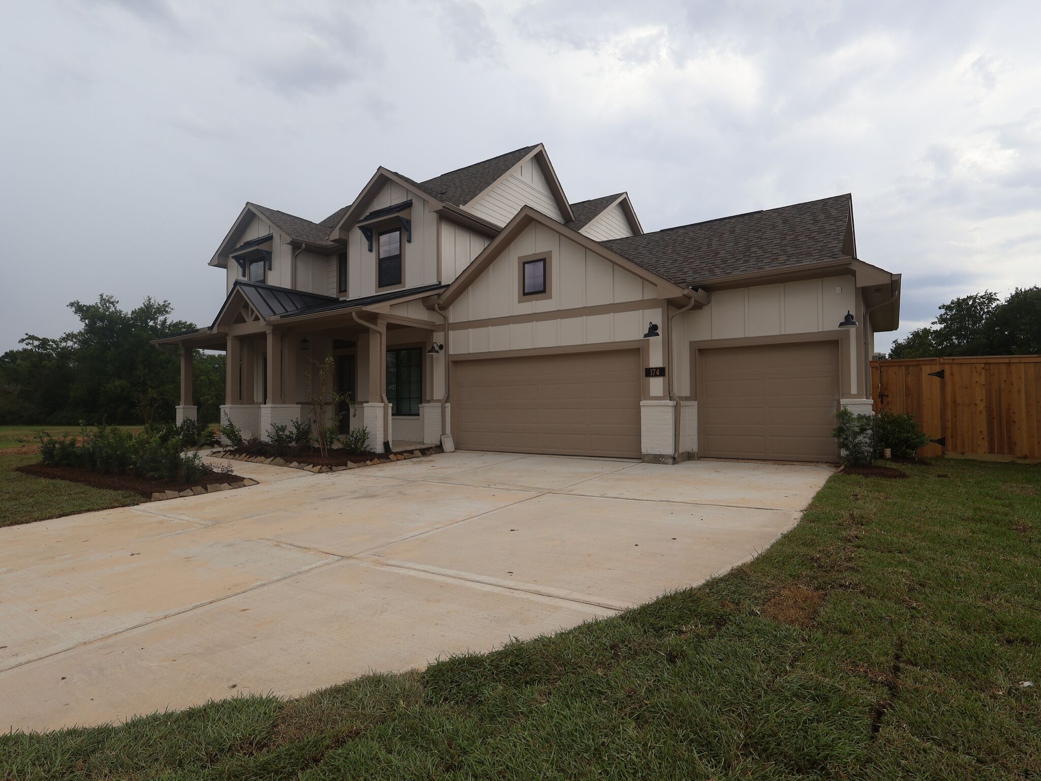 174 Pomelo Drive (Dickinson X Dc)