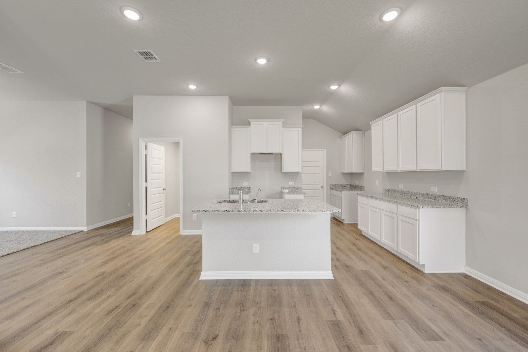 13514 Piscina Avenue (Eastland)