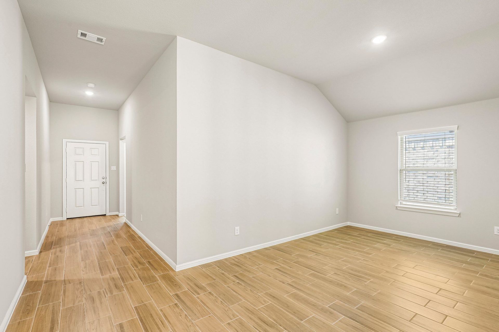Flex Room