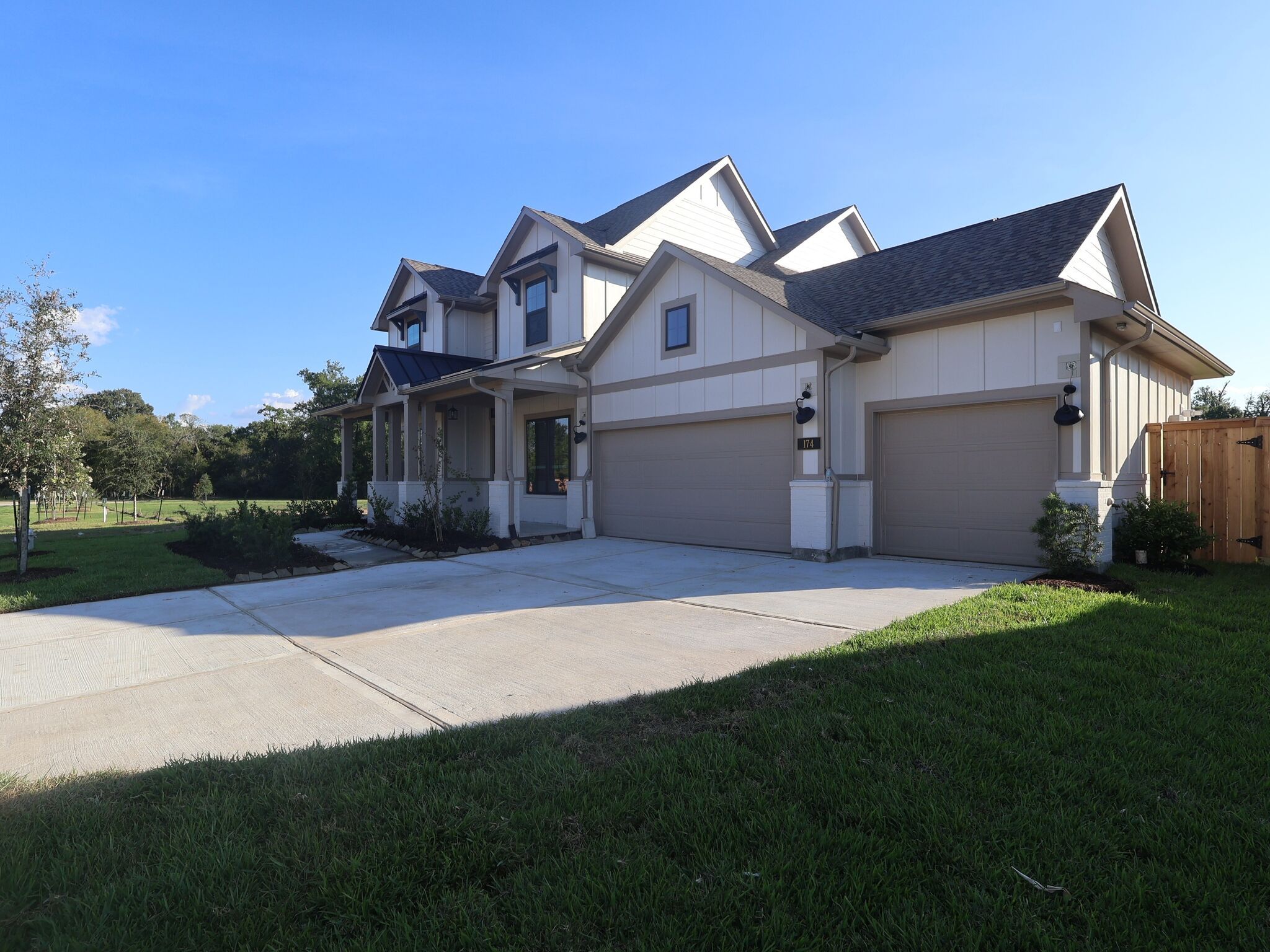 Dickinson X Dc - Berryknoll: Montgomery, Texas - M/I Homes