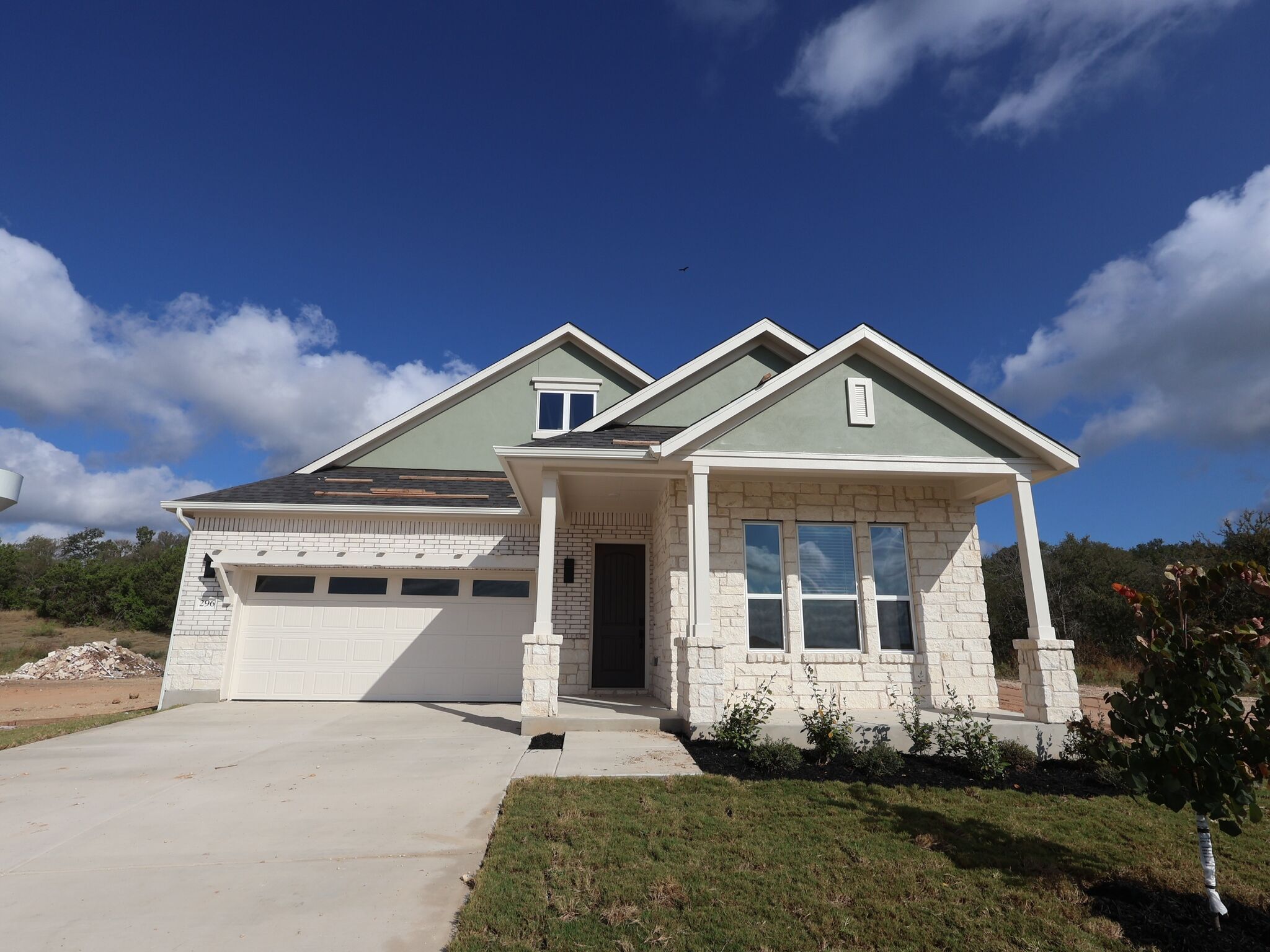 Continental II - Colony At Cole Springs: Buda, Texas - M/I Homes