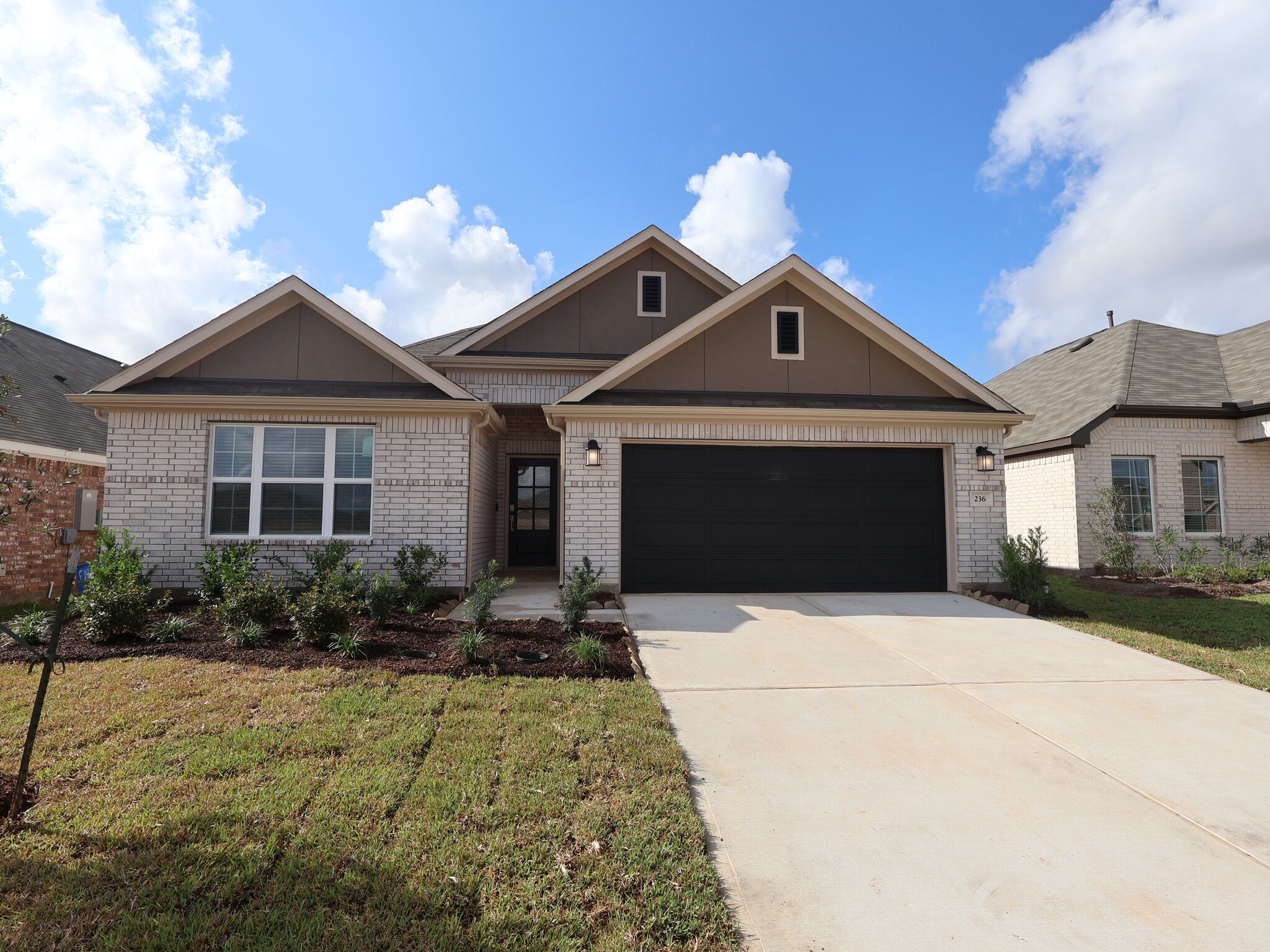 Pizarro - Magnolia Ridge: Magnolia, Texas - M/I Homes