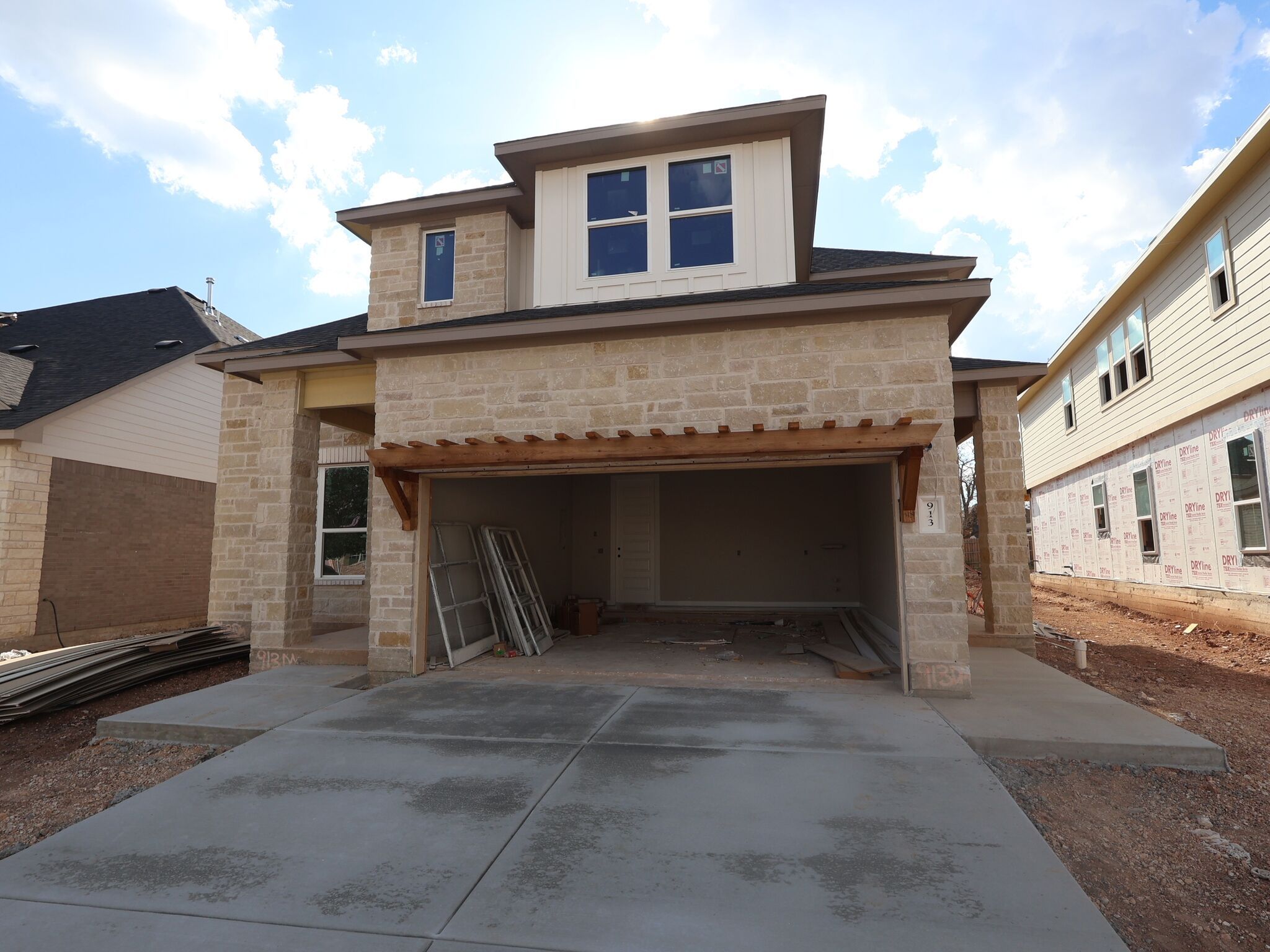 Kestral - Edgewood: Leander, Texas - M/I Homes