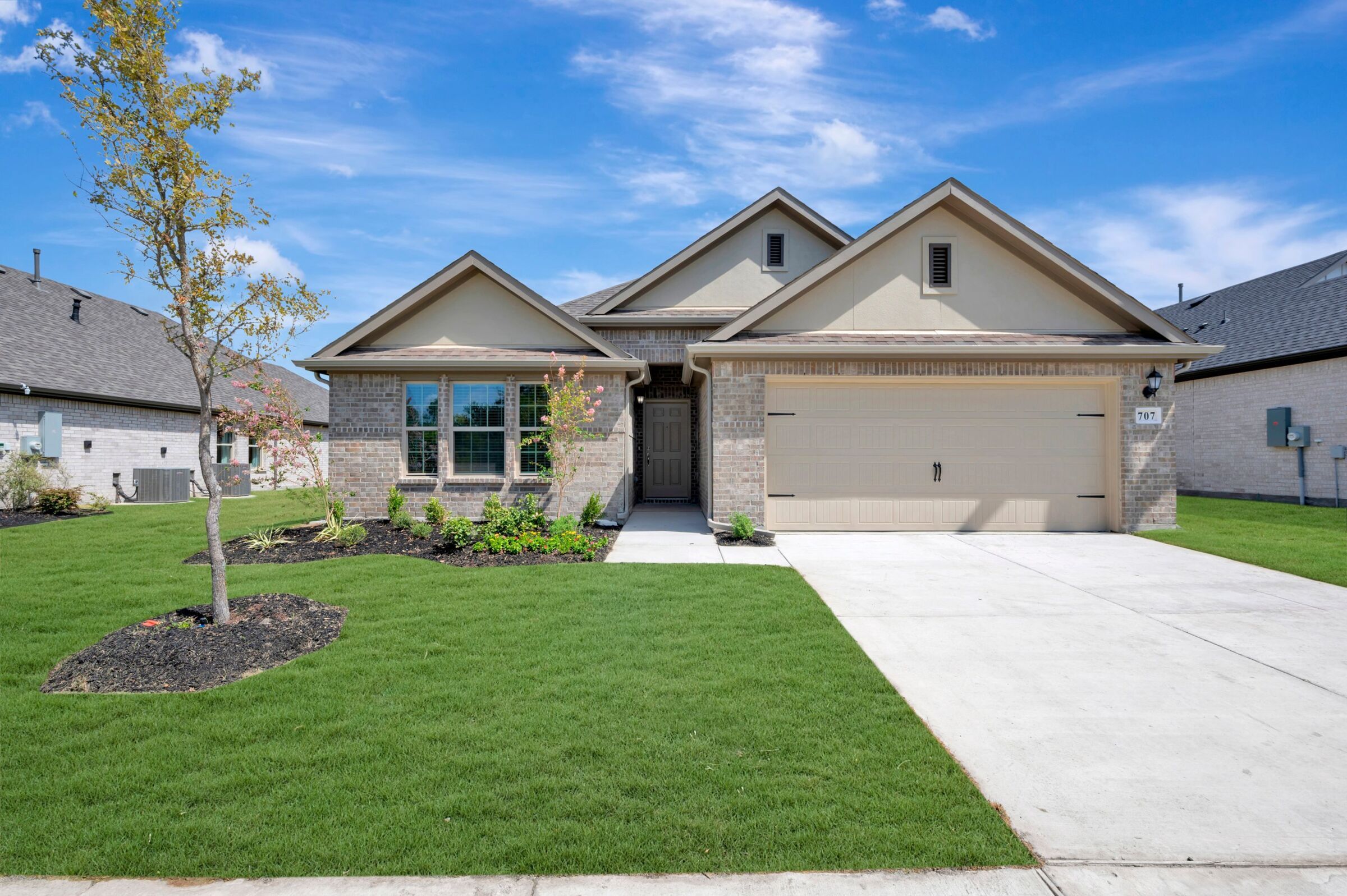 Pizarro - Elevon: Lavon, Texas - M/I Homes