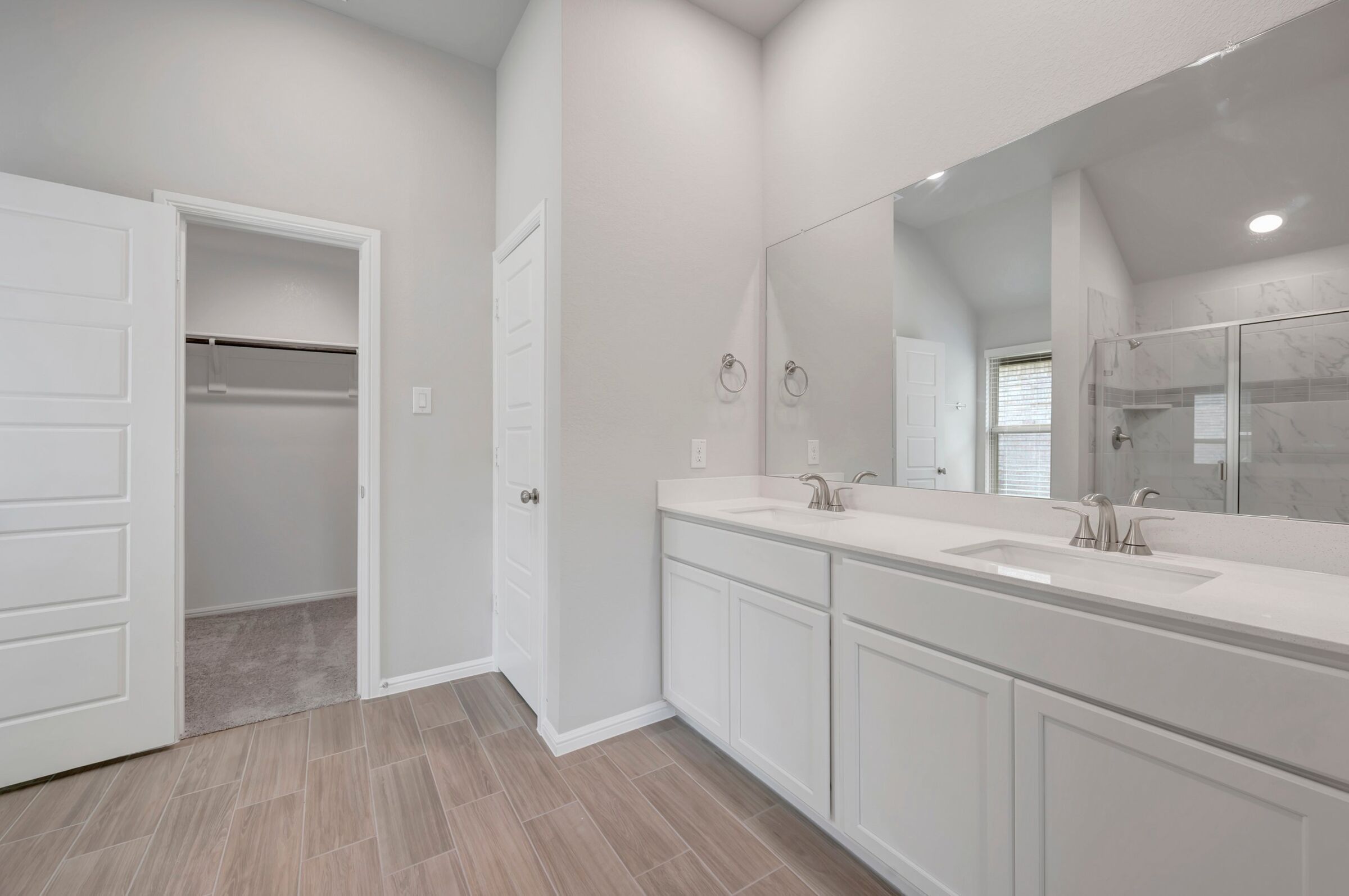 Owner's Bathroom