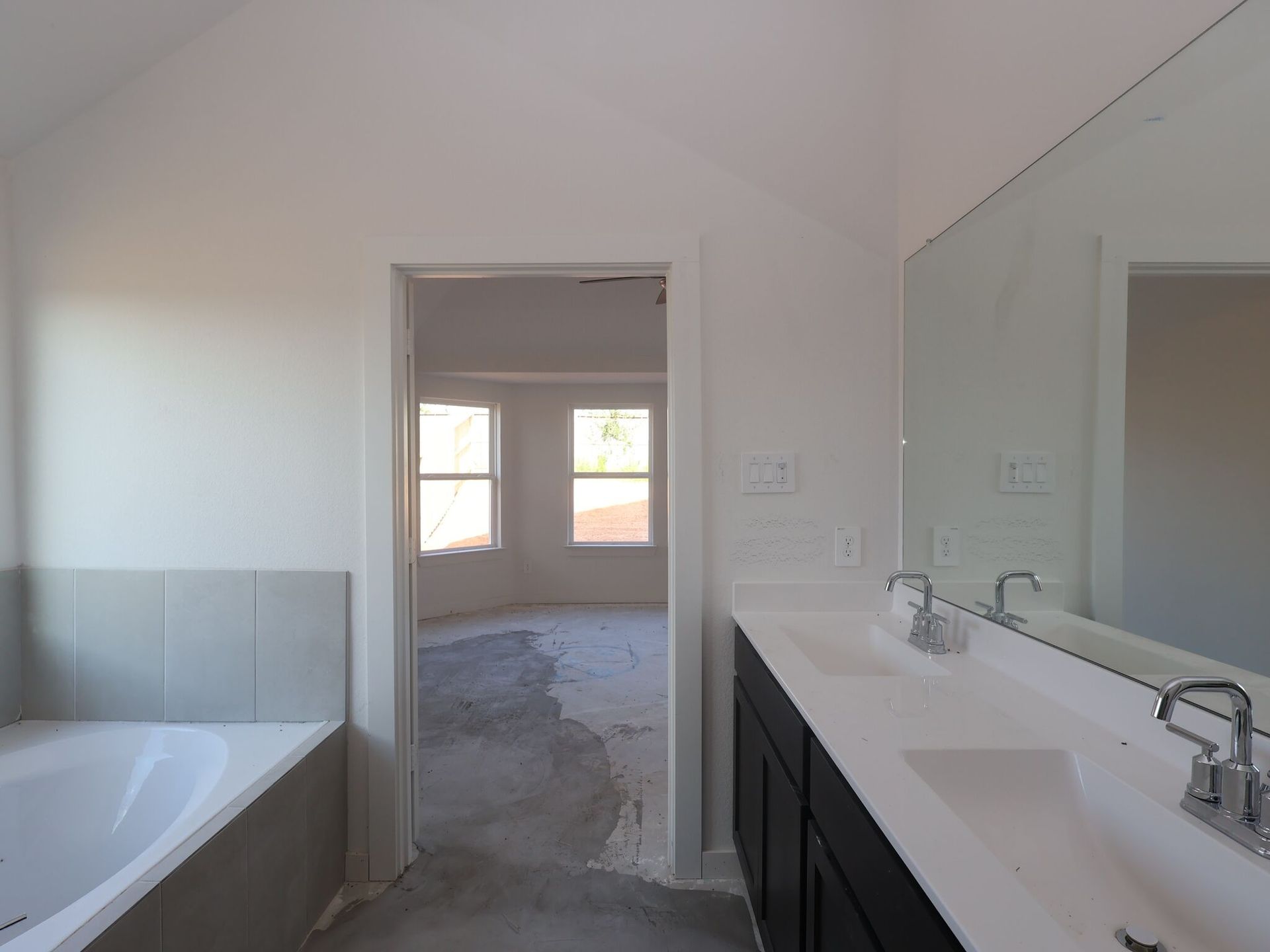 Owner's Bathroom