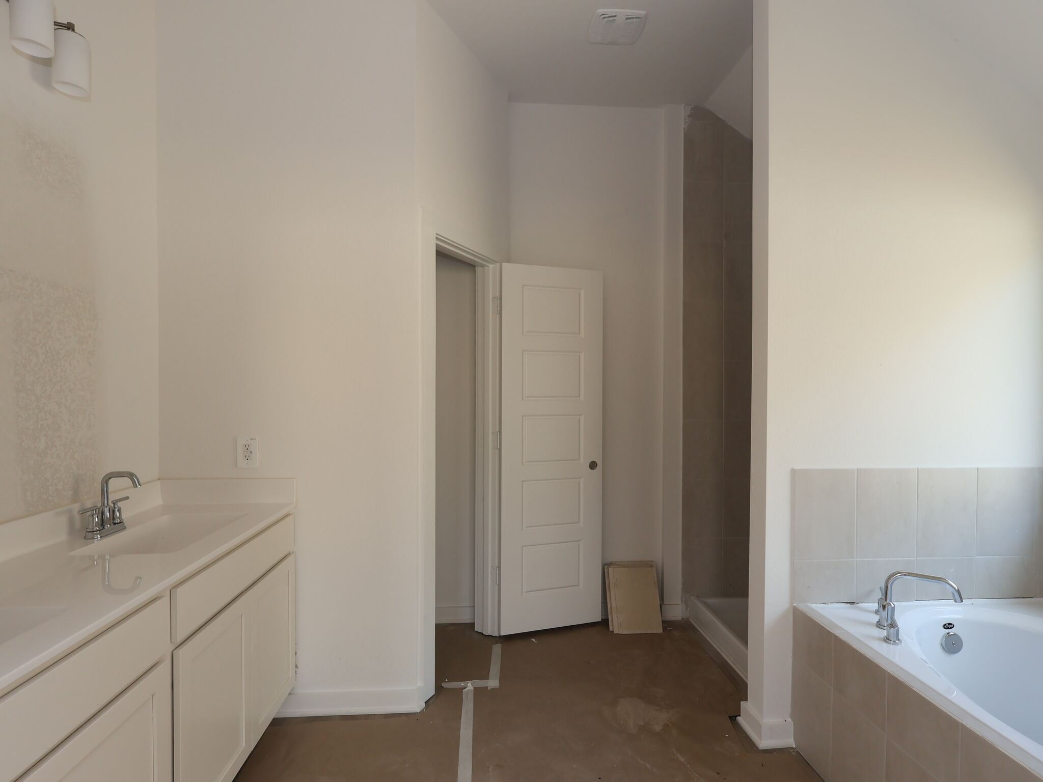 Owner's Bathroom