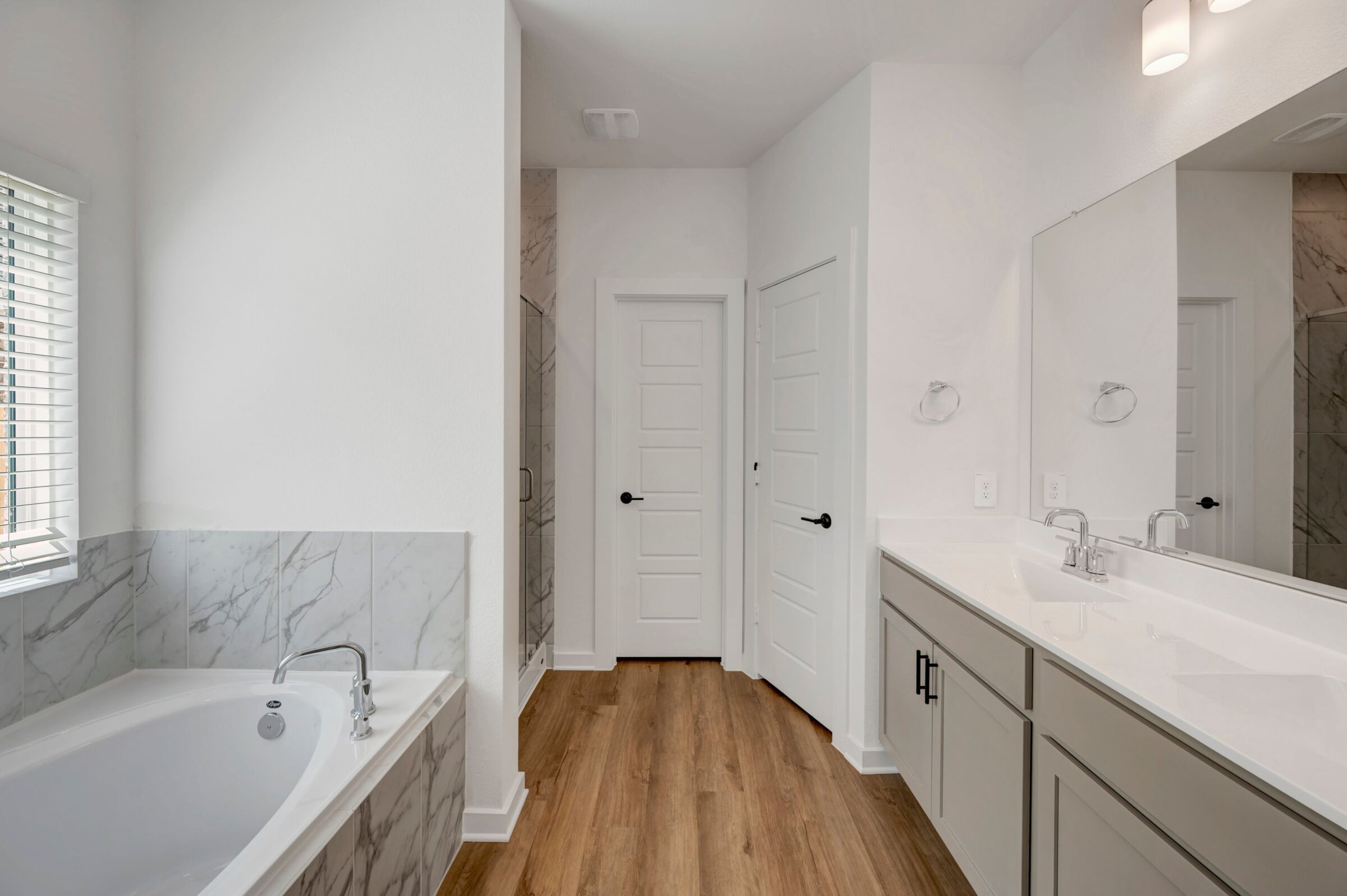 Owner's Bathroom