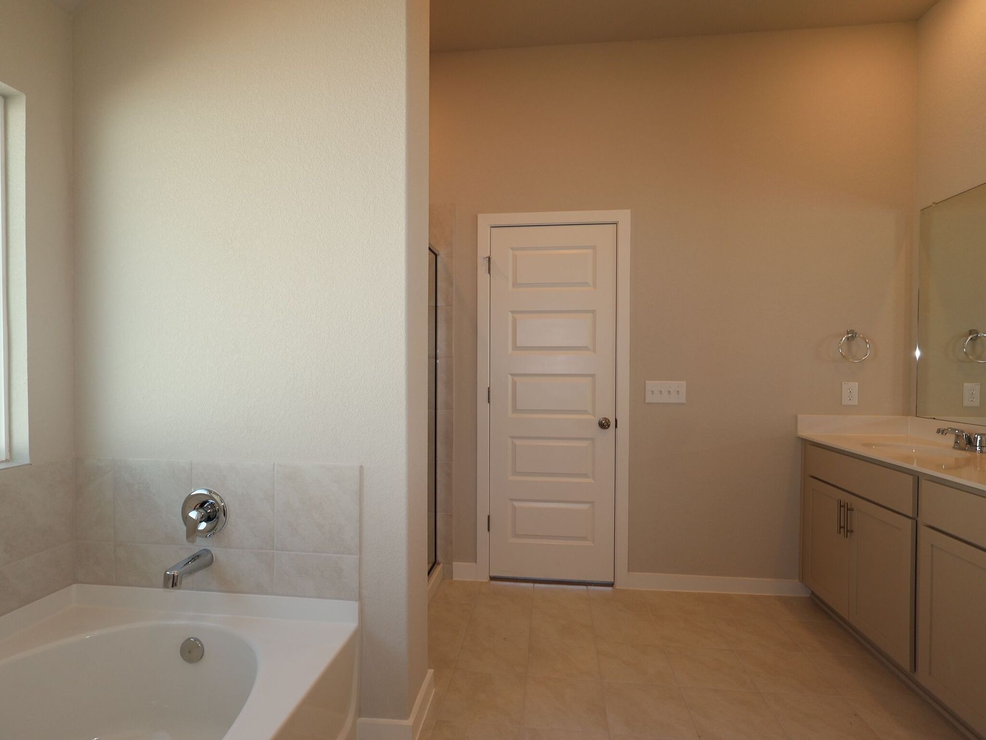 Owner's Bathroom