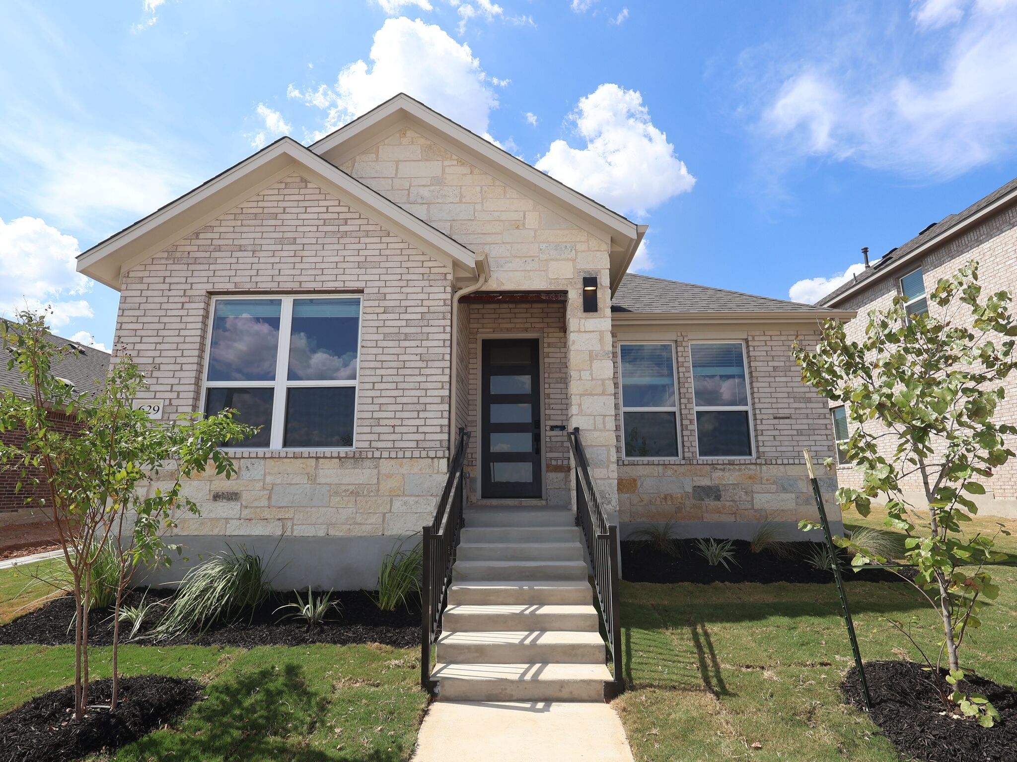 Lavender - Colony At Cole Springs: Buda, Texas - M/I Homes