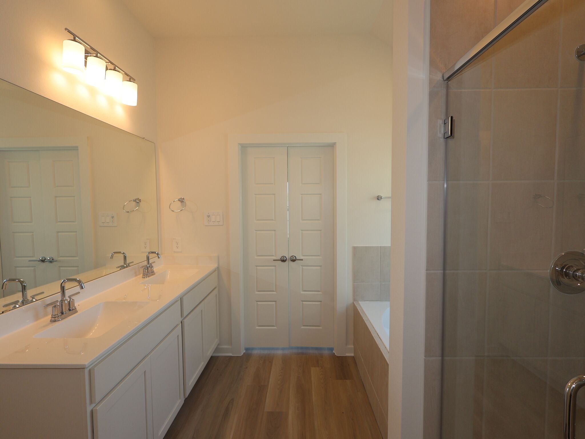 Owner's Bathroom
