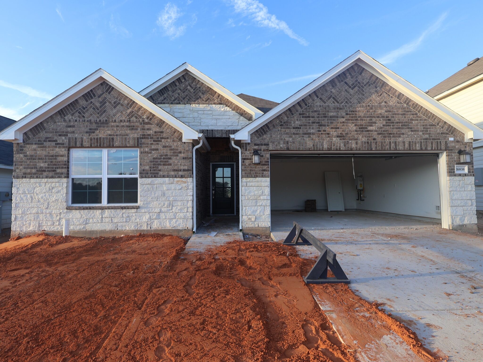 Pizarro - Lone Star Landing: Montgomery, Texas - M/I Homes