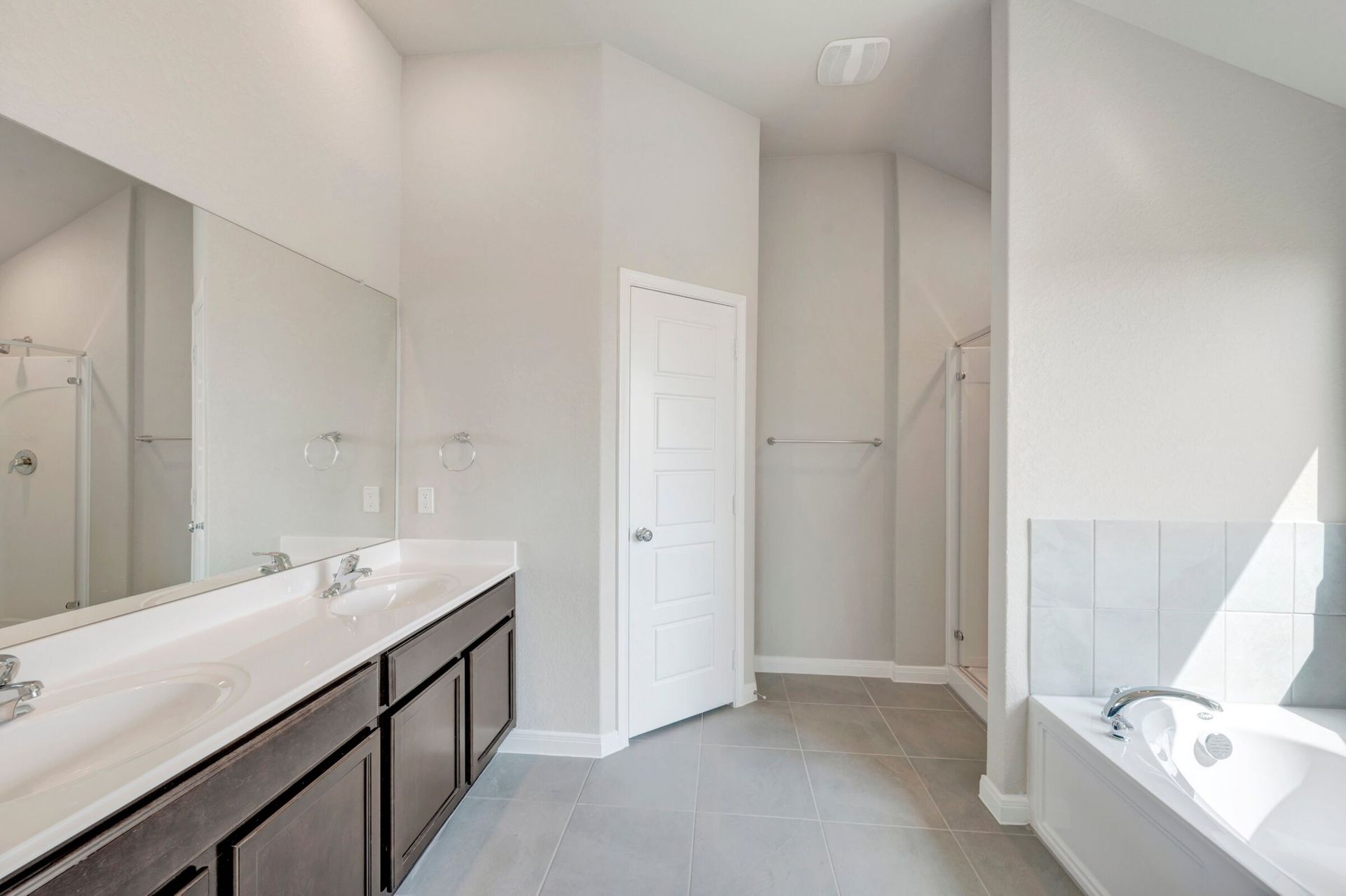 Owner's Bathroom