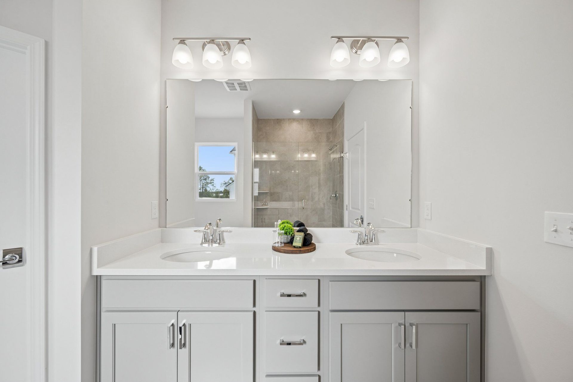 Owner's Bathroom