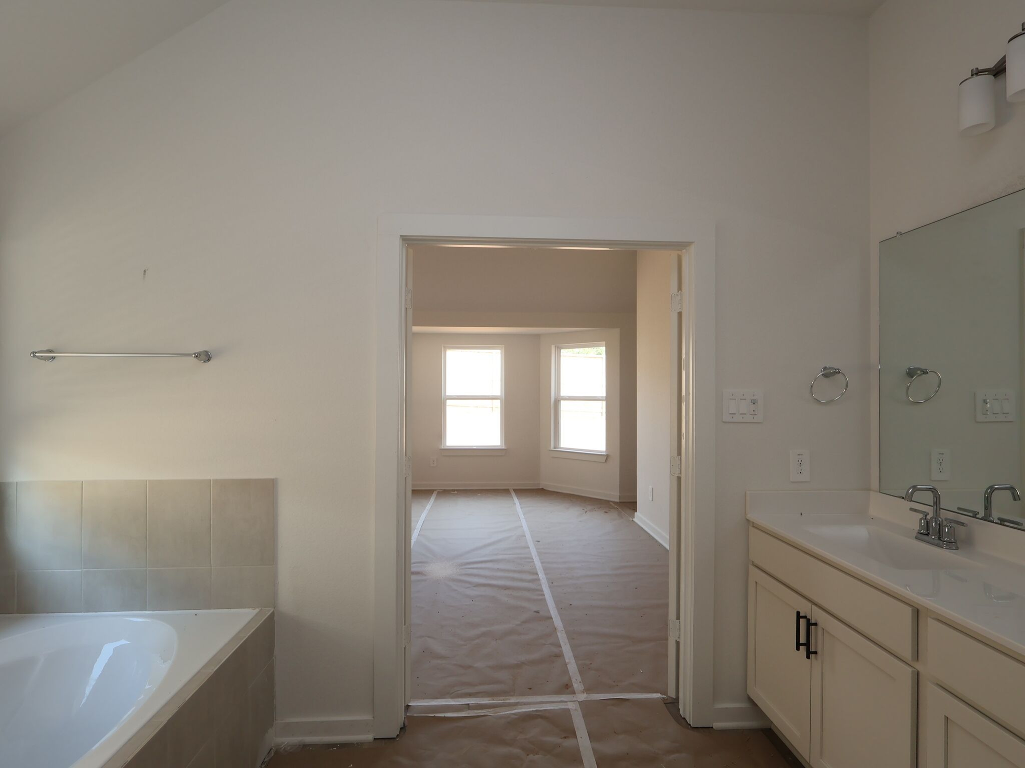 Owner's Bathroom