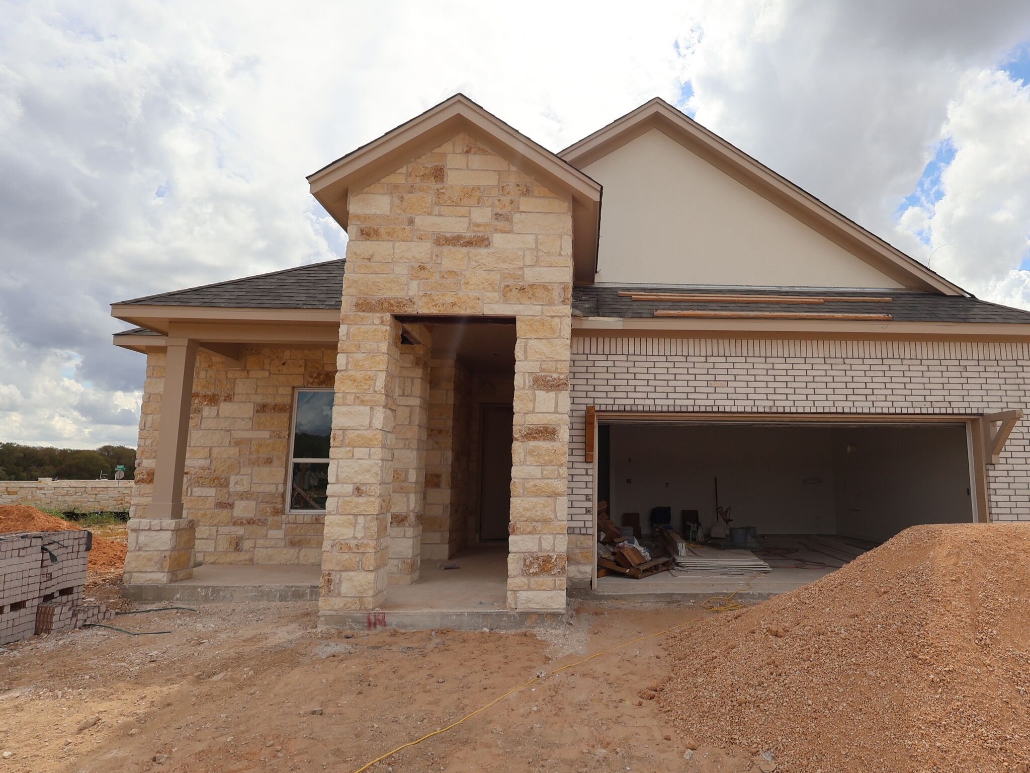 Paramount II - Colony At Cole Springs: Buda, Texas - M/I Homes