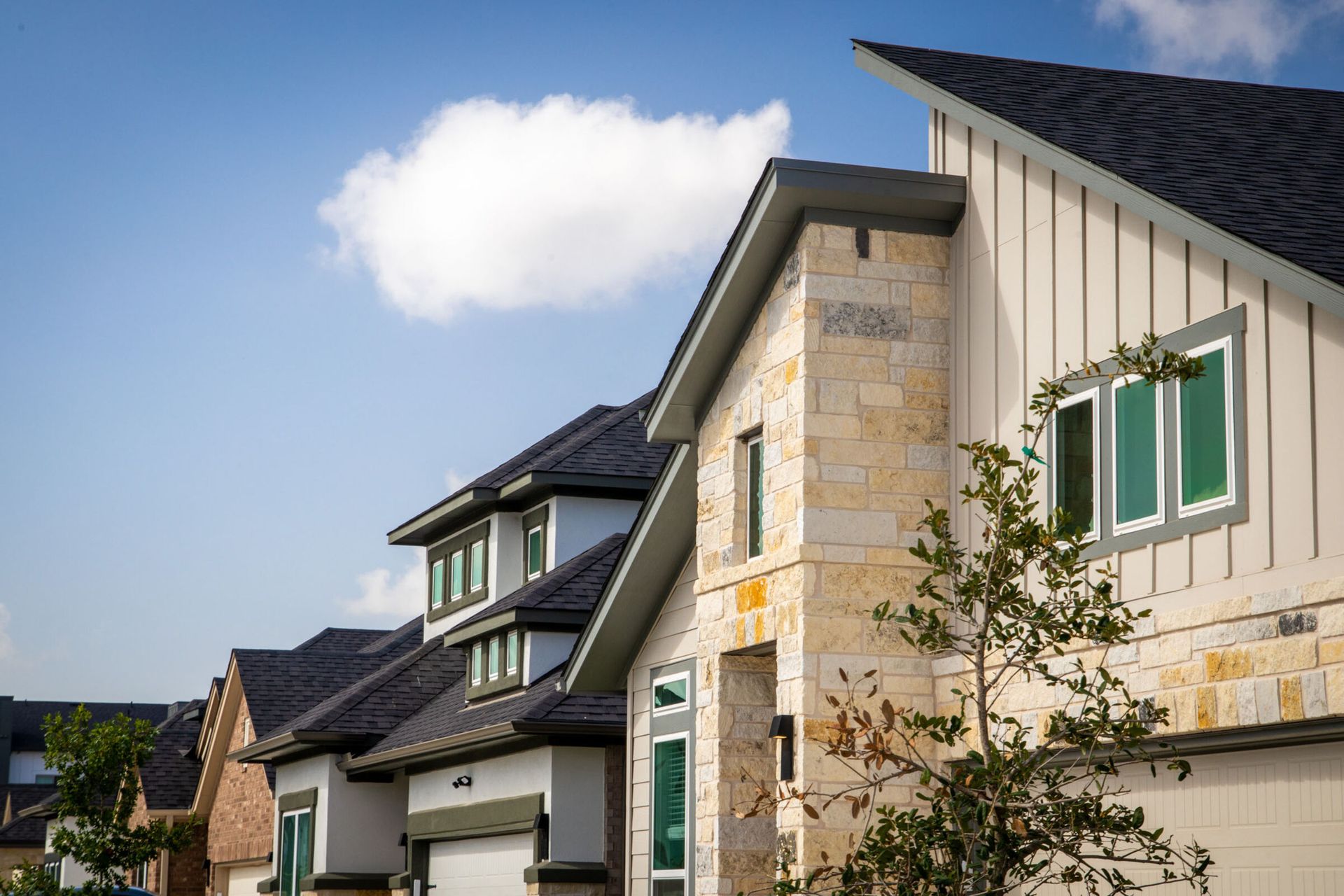 Streetscape in Estancia West