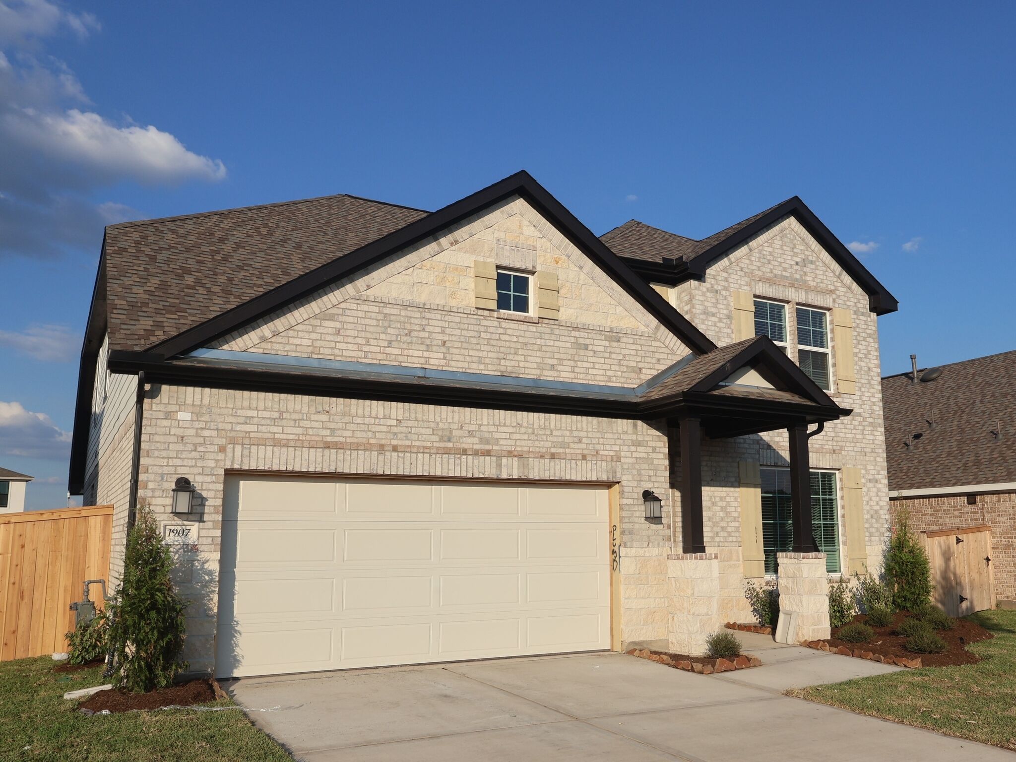 Whitley - Hallimore Ranch: Rosenberg, Texas - M/I Homes
