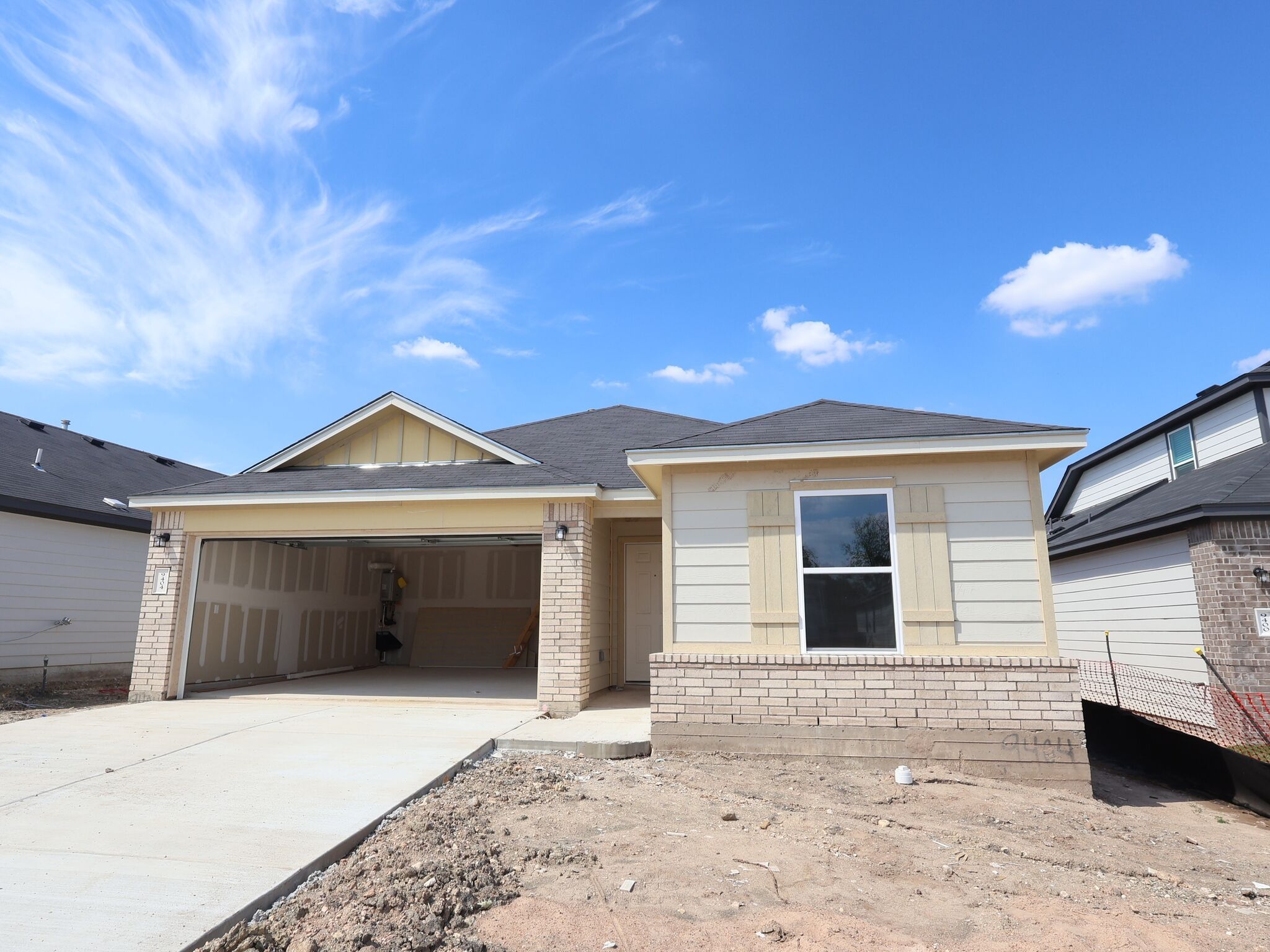 Dawson I - Marble Creek Crossing: Austin, Texas - M/I Homes