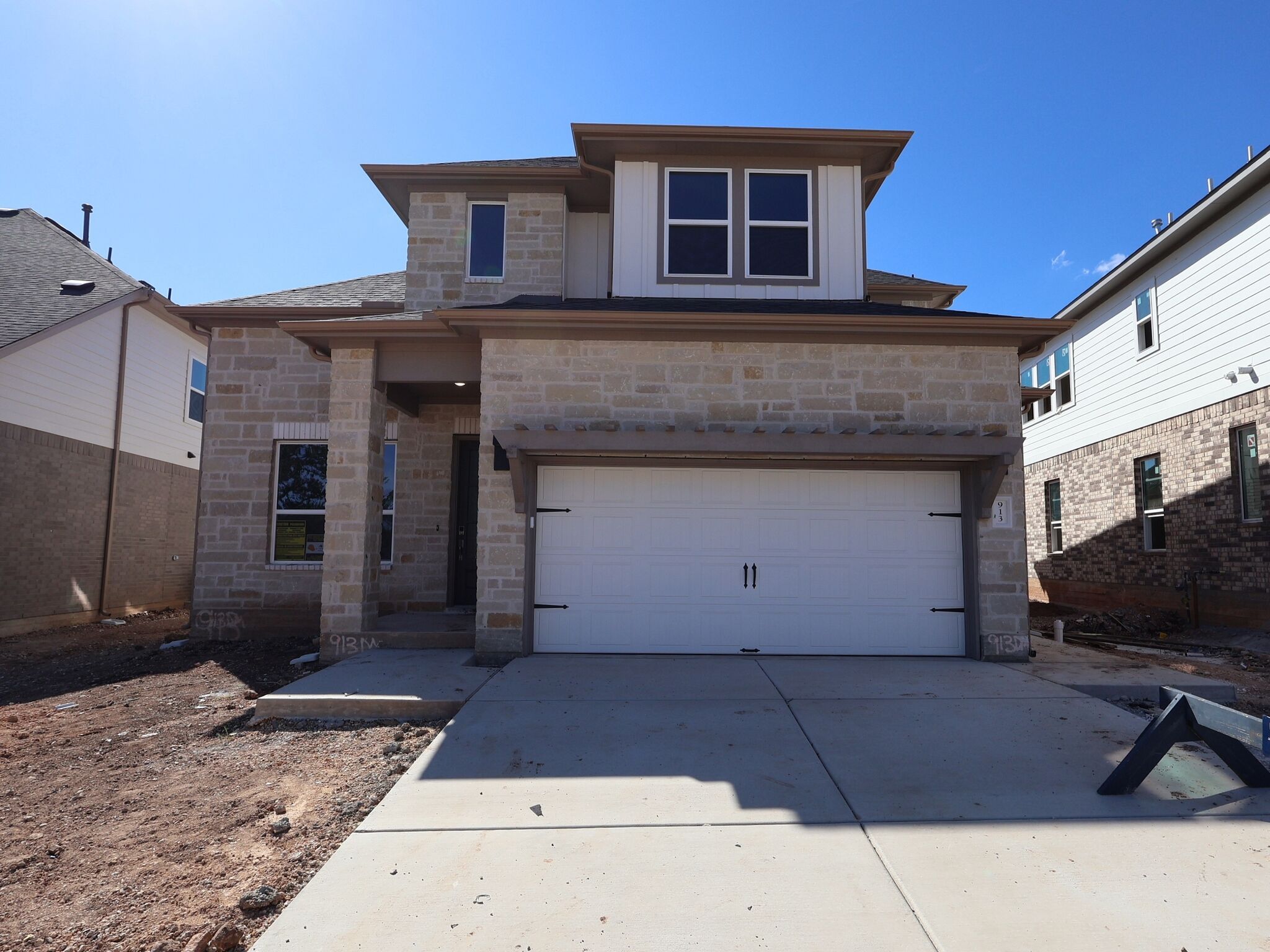 Kestral - Edgewood: Leander, Texas - M/I Homes