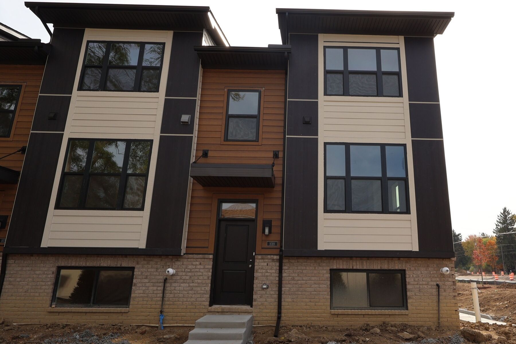 Sapphire Ext - Wesley Park: Troy, Michigan - M/I Homes