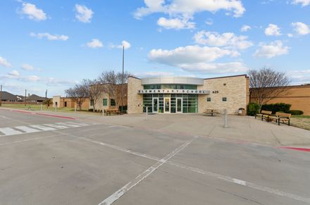 Justin Elementary School