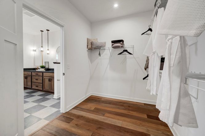 Owner's Closet