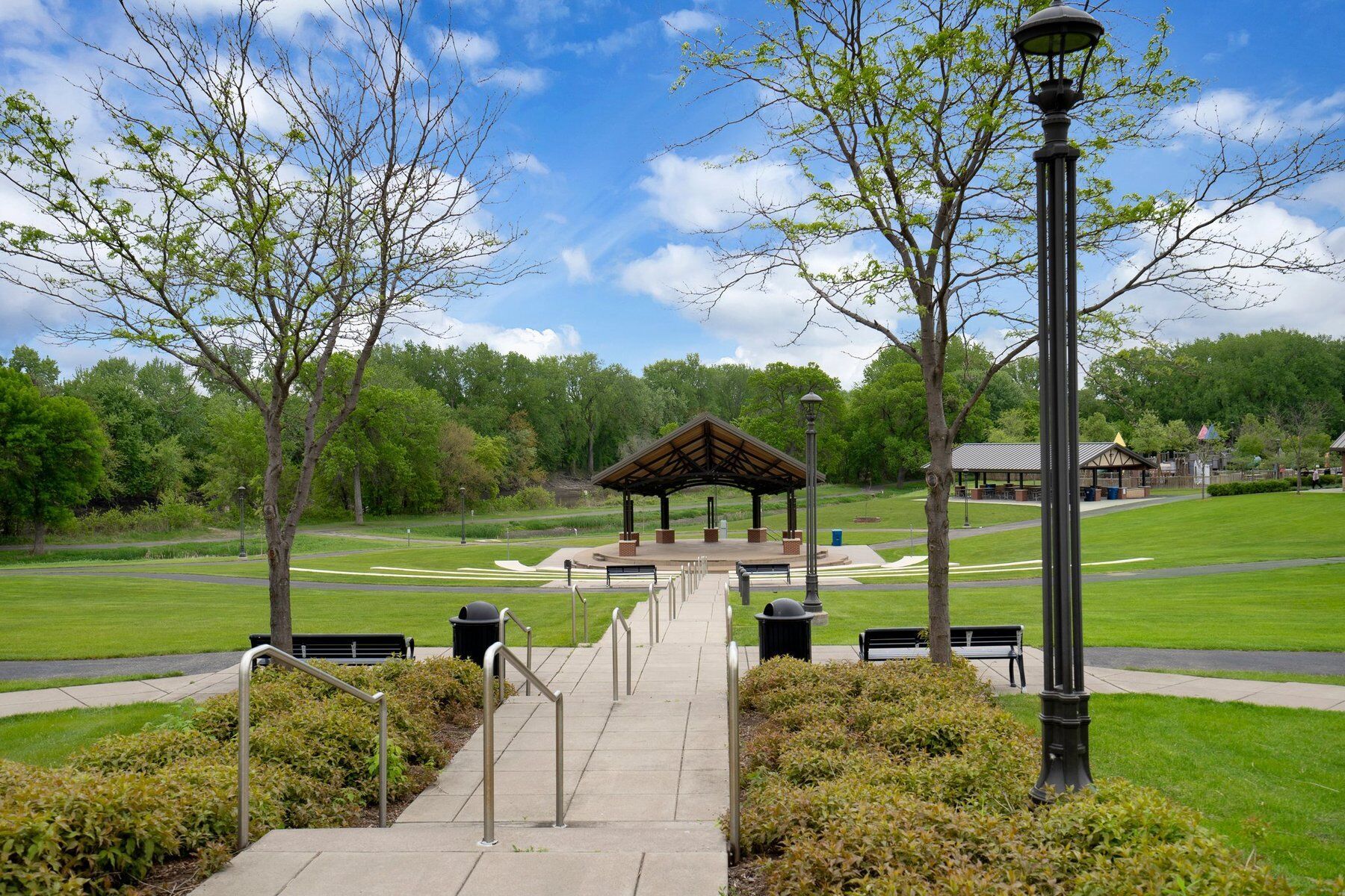 Surrounding Area - Huber Park