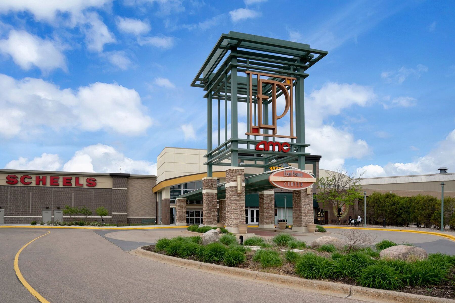 Surrounding Area - Eden Prairie Center