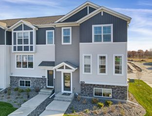 Prescott - Woodland Cove: Minnetrista, Minnesota - M/I Homes
