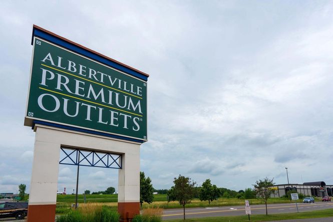 Vista Pointe Surrounding Area