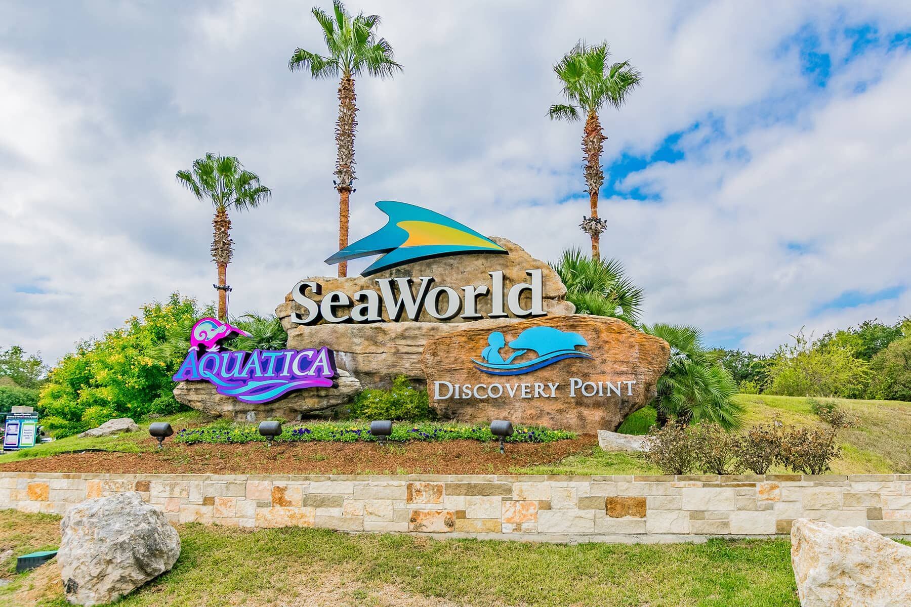 Cinco Lakes Surrounding Area